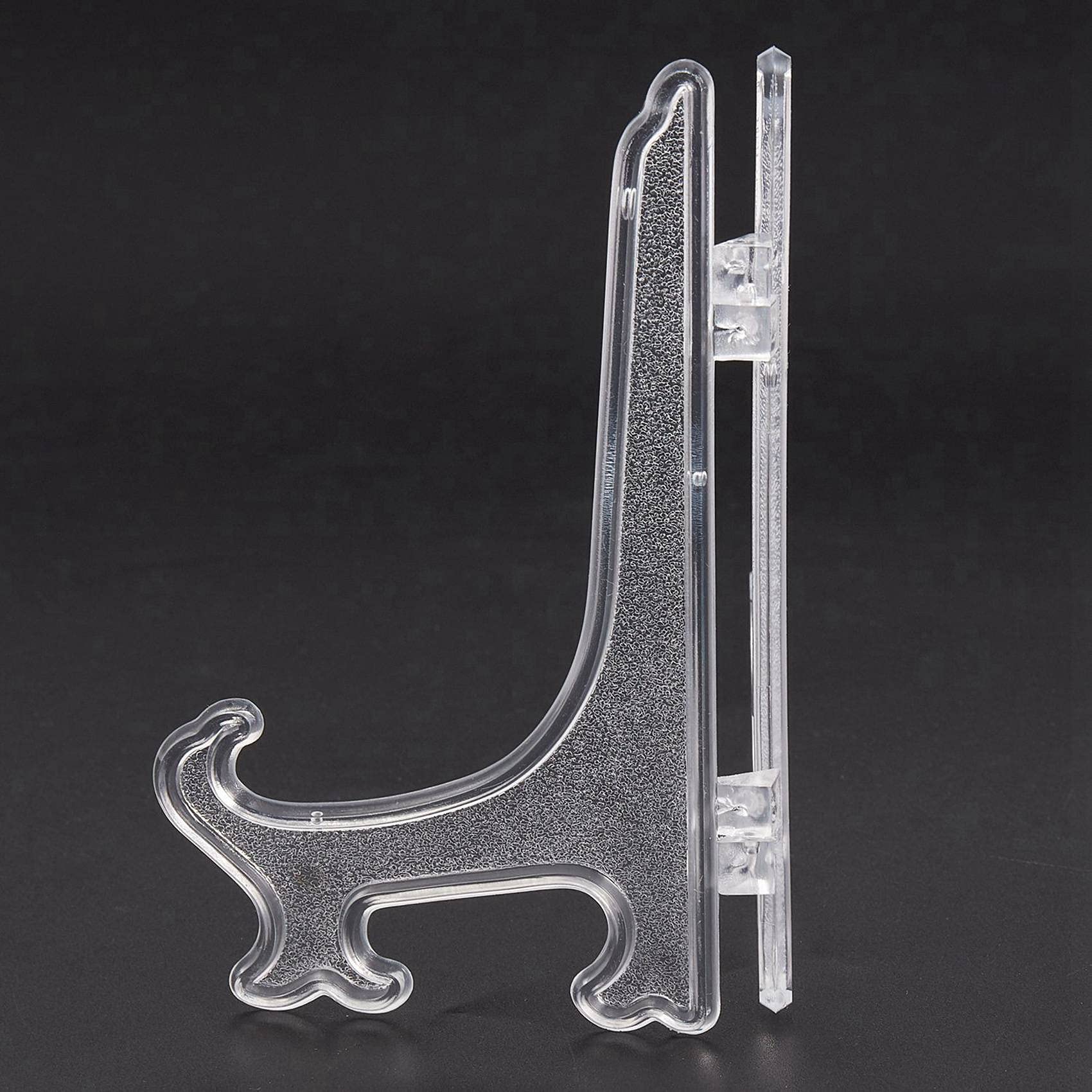 I Dettagli Portapiatti In Plexiglass Per Piatti Di Plastica Dal Design Elegante E Moderno