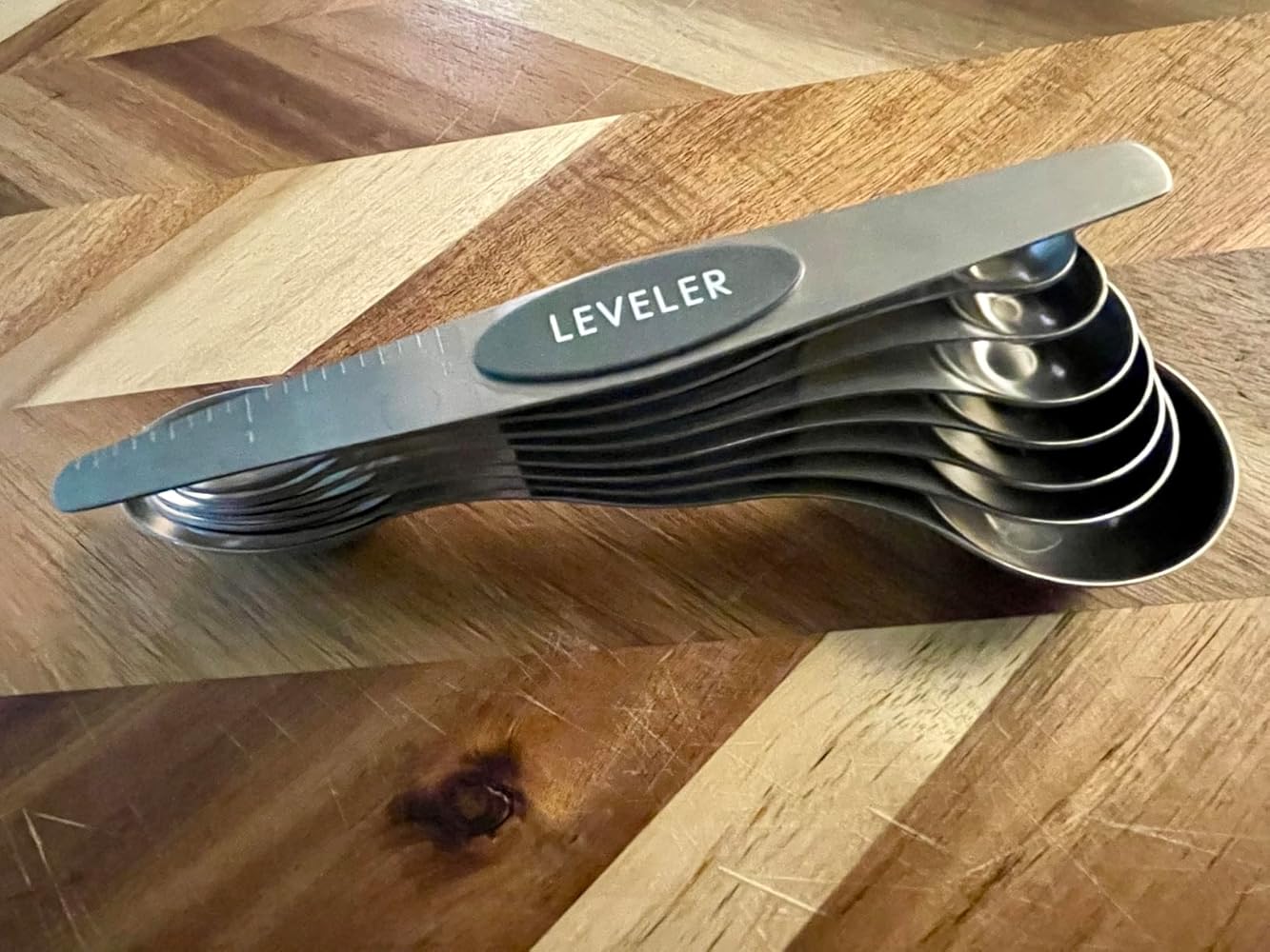 8-Piece Magnetic Measuring Spoon Set – Stainless Steel Dual Sided Measuring Spoons with Leveler