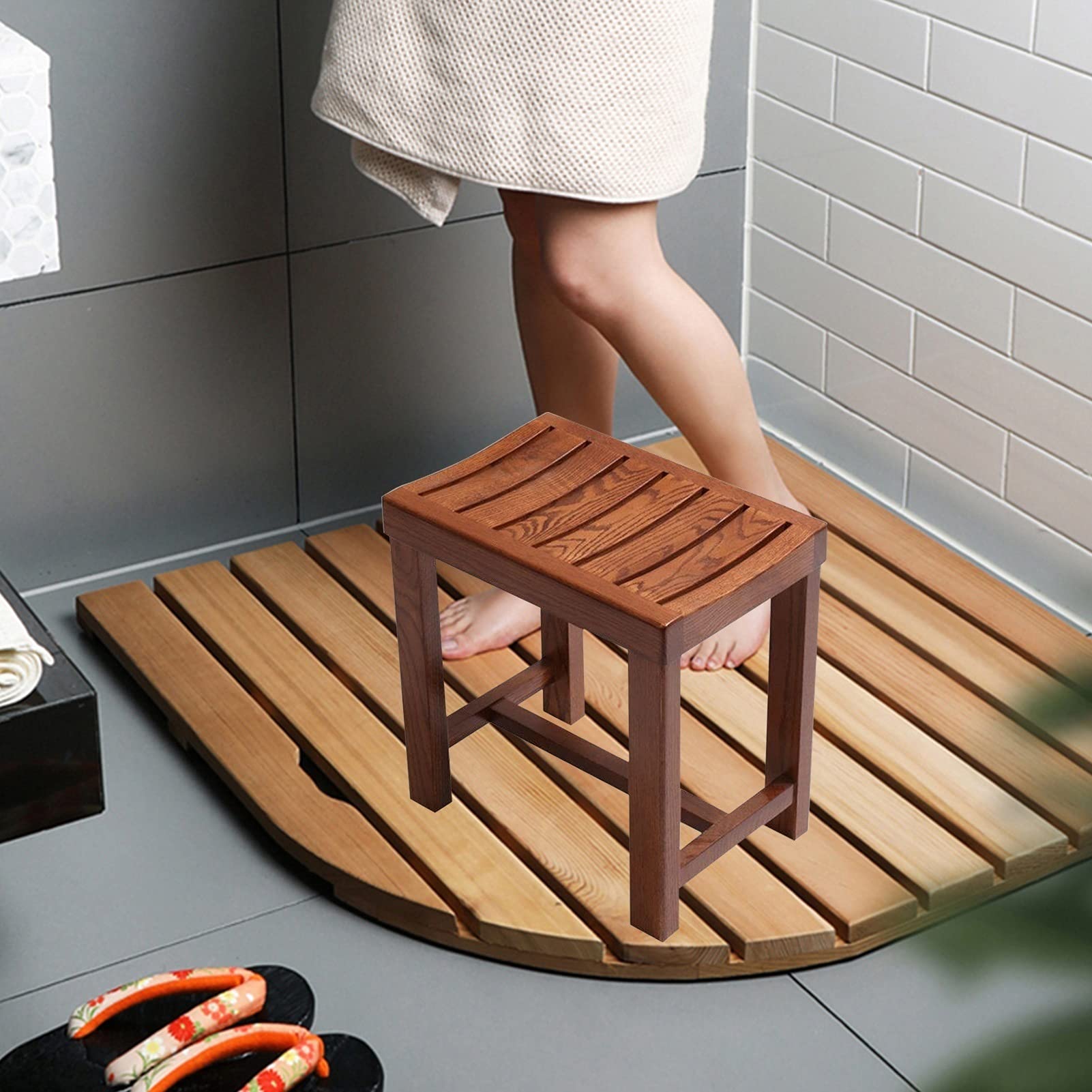 VEVOR Panca Da Doccia Angolare, Altezza 47,7 Cm, Raggio 45 Cm, Sgabello Da Doccia In Finto Legno E Polistirene Portata 159 Kg Con Ripiano Stoccaggio 92201504