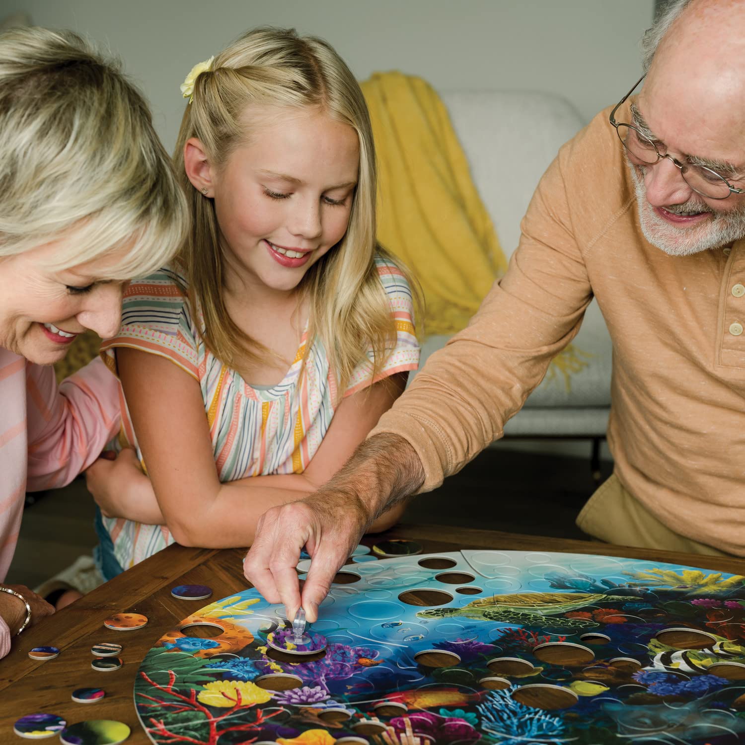 Peaceable Kingdom Puzzlescopes: Coral Reef - 191-Pc. Puzzle for Kids Ages 6 & Up - Included Suction Cup to Spin and Position Circular Pieces - Great for Home or Classrooms - Image 4