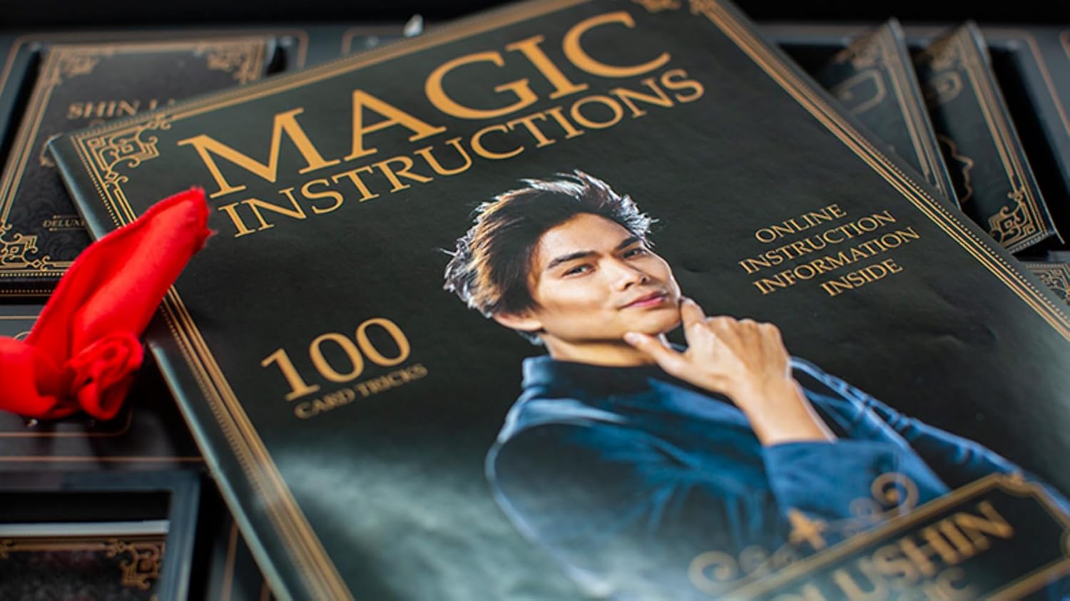 EVOLUSHIN Deluxe Magic Set (English) by Shin LIM - Trick