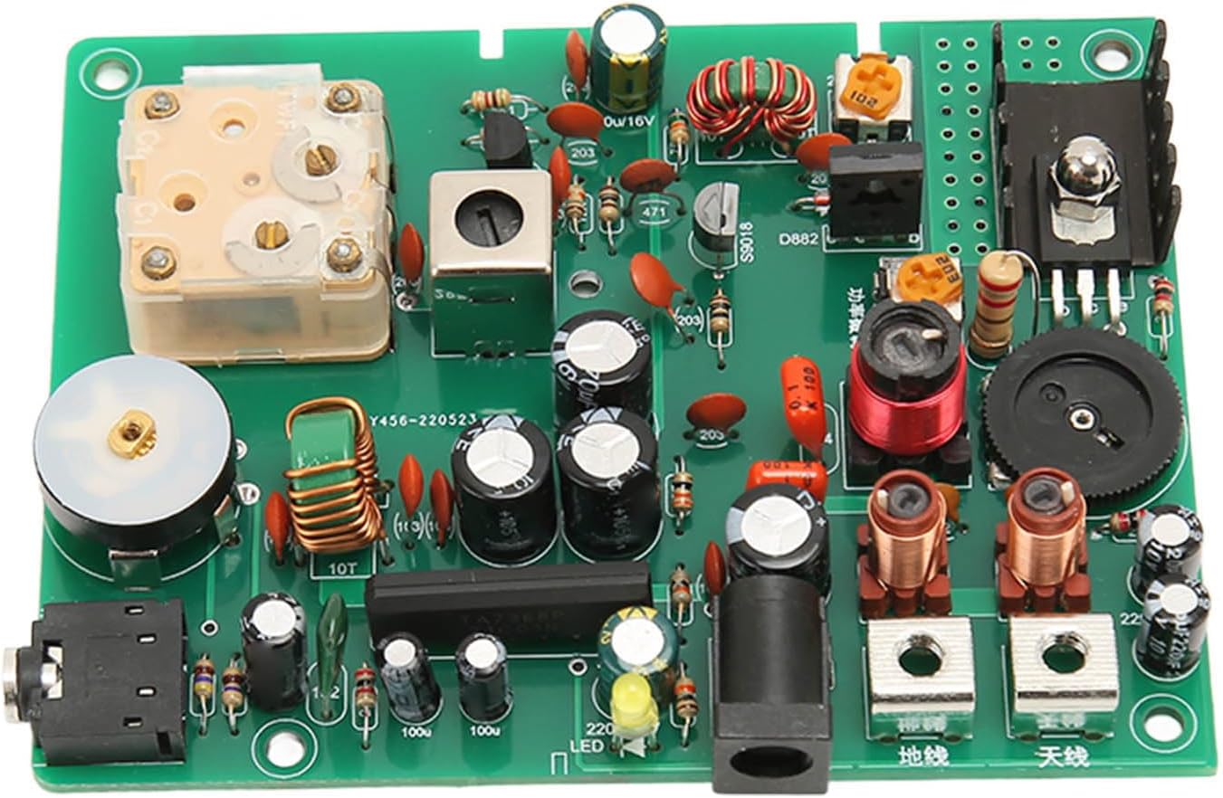 AM Transmitter Kit,Radio Medium Transmitter Adjustable 530‑1600KHZ DIY for School Experiment, 20‑500 MW, 2‑5m Antenna, 3.5mm Sound Input, PCB Material