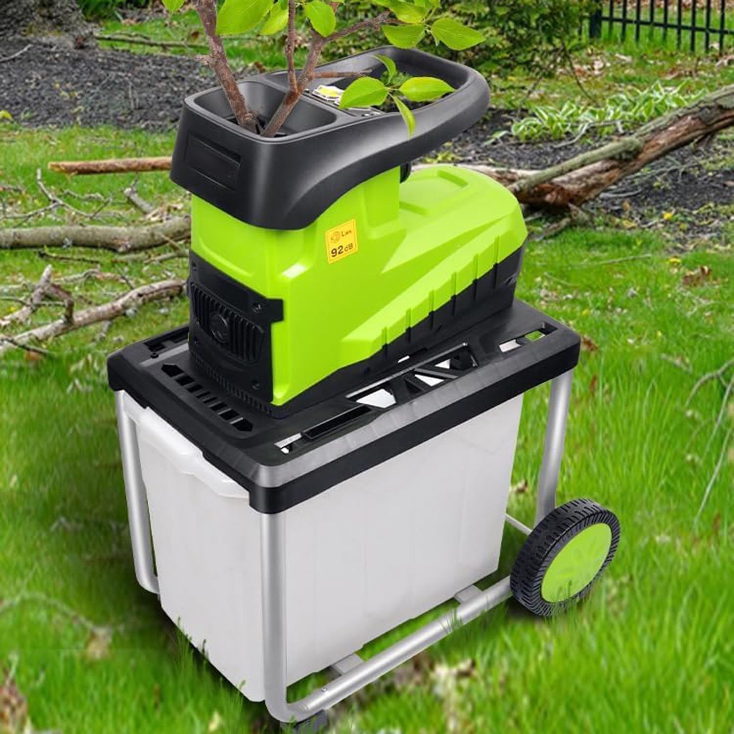 Broyeur à Végétaux Et Branches 2800w,Moteur Cuivre Résistant,Transport Facile avec Roues,Paillis Naturel pour Un Jardinage Respectueux De l'environnement,Chippers