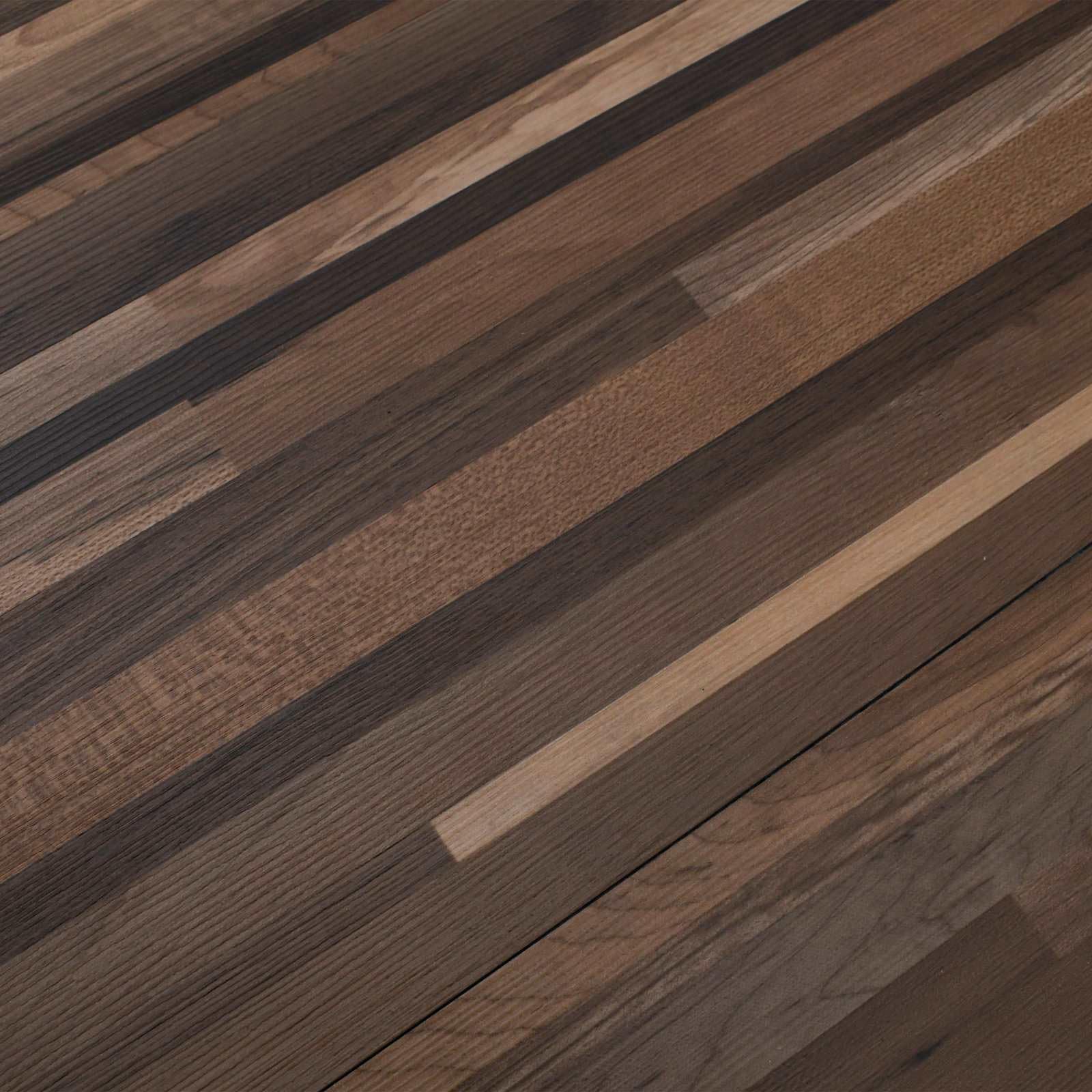 vidaXL Pavimenti 36 pz Strisce marroni 5,02 m² PVC, Pavimenti in laminato elegante a basso prezzo, soluzione per pavimenti interni leggera e autoadesiva