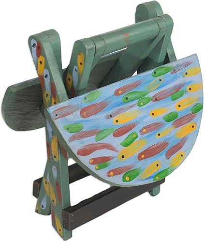 Miniatura 4 de NOVICA Mesa plegable artesanal de madera de Sese pintada Ghana con peces multicolor, mesas decorativas con temática de animales, para playa, cabaña