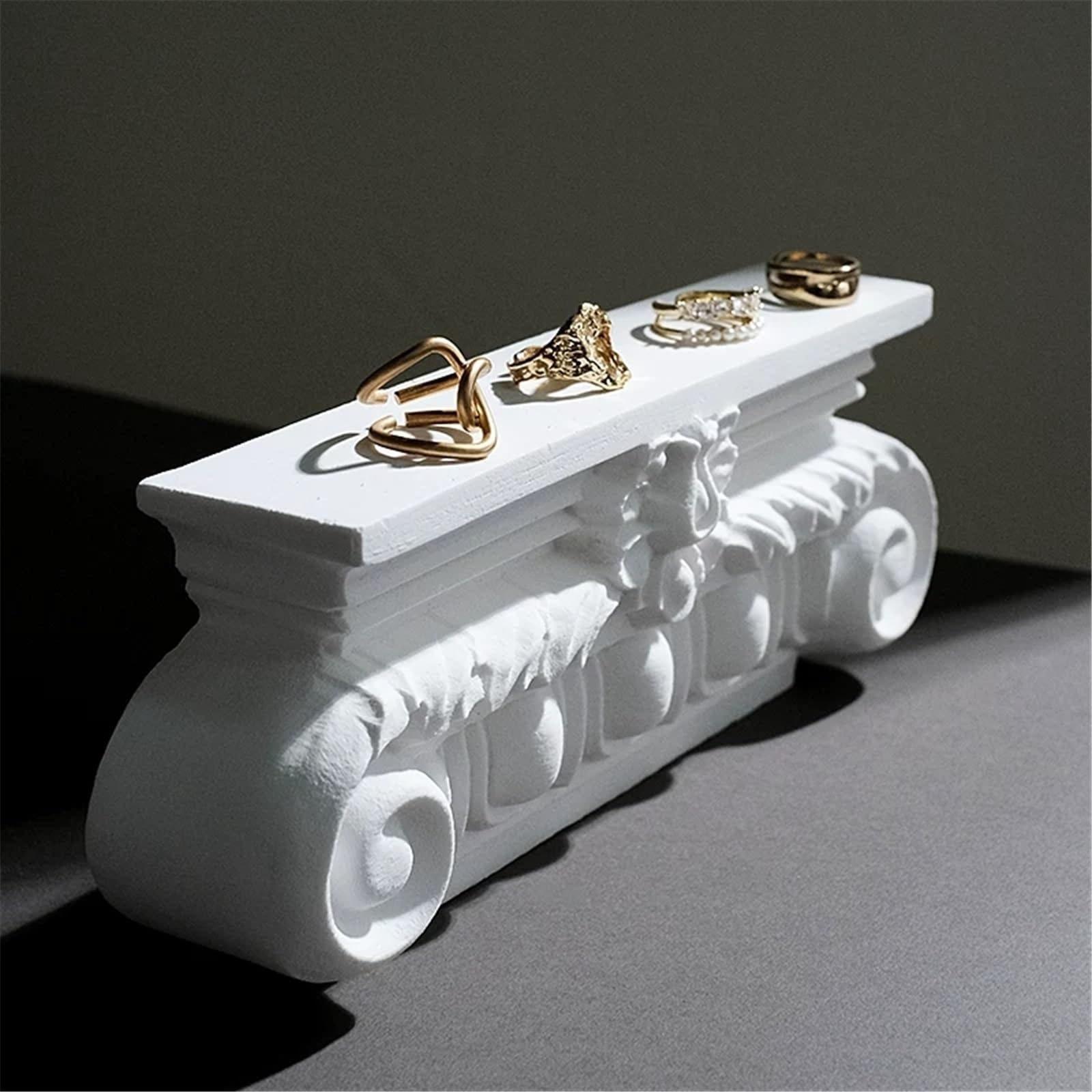 Estetyka 5 Pack Roman Column Gypsum Jewelry Display Stand Set