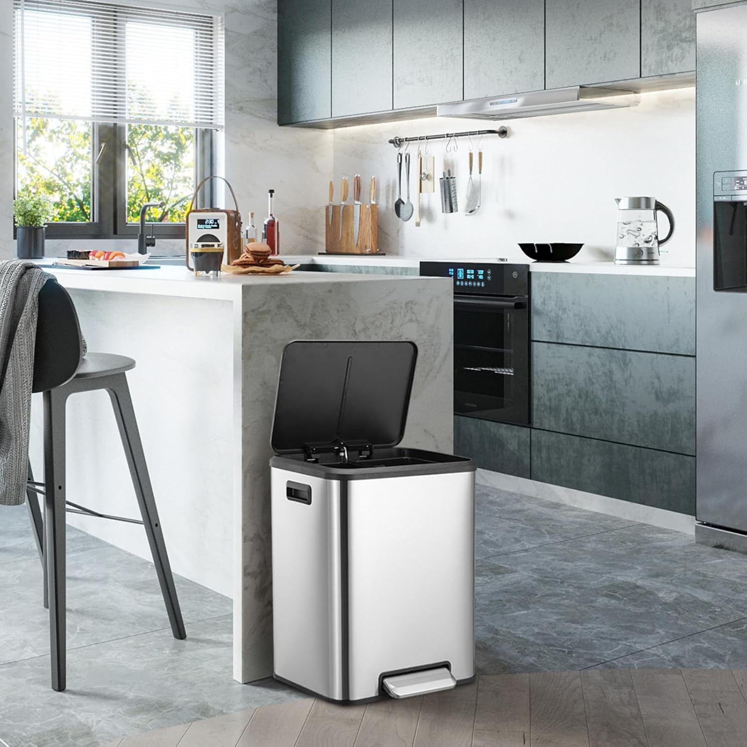 2 x 4 Gallon Dual Trash Can, Stainless Steel Two-Compartment Garbage Can with Soft-Close Lid & Dual Removable Inner Buckets, Rectangular Trash Can for Kitchen Bathroom Bedroom, Silver