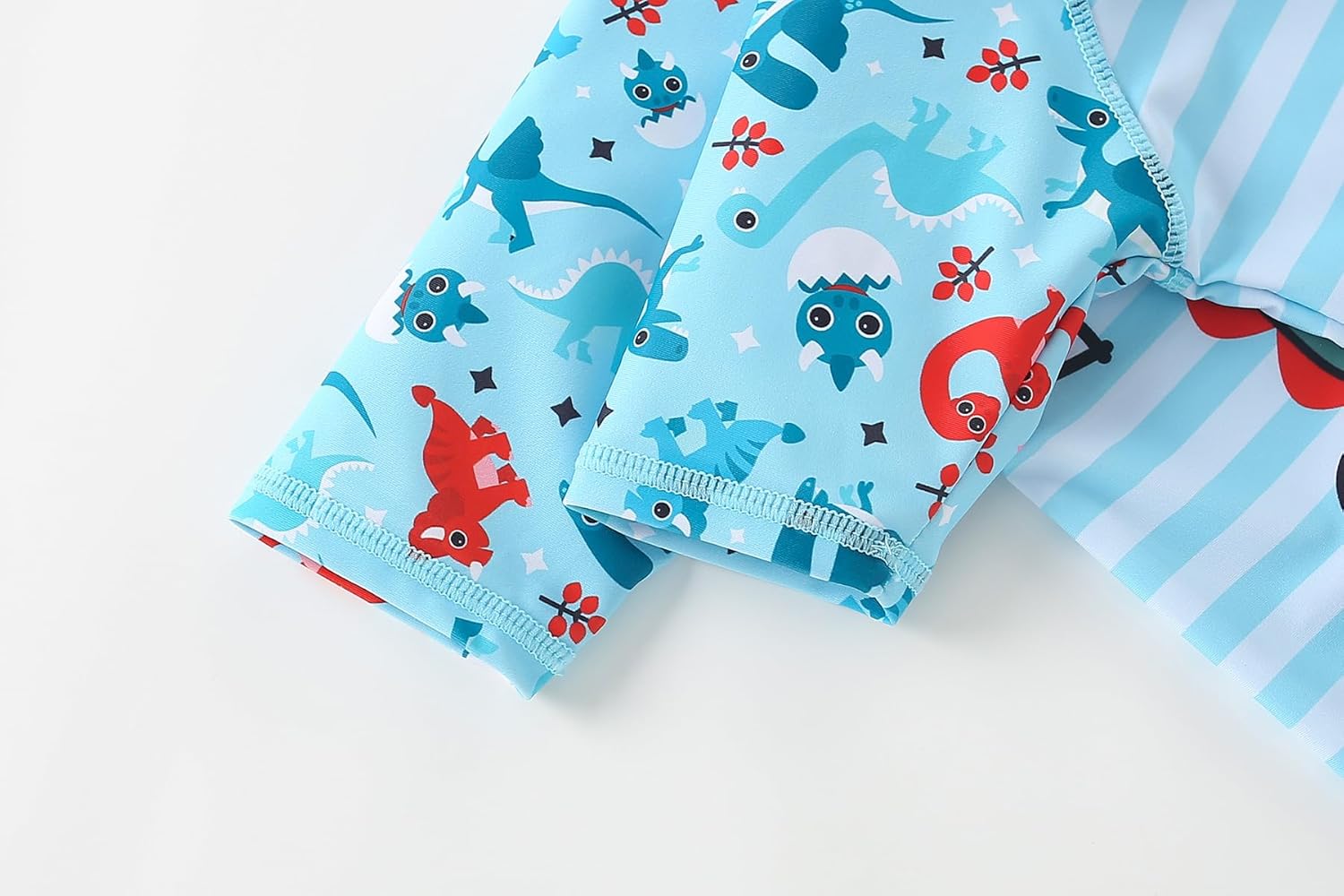 AIWUHE Toddler Boys Swimsuit Set Rash Guard Boys' Swimwear Two Piece Bathing Suit and Swim Trunk with Hat UPF 50+ 3-8Y - Image 6