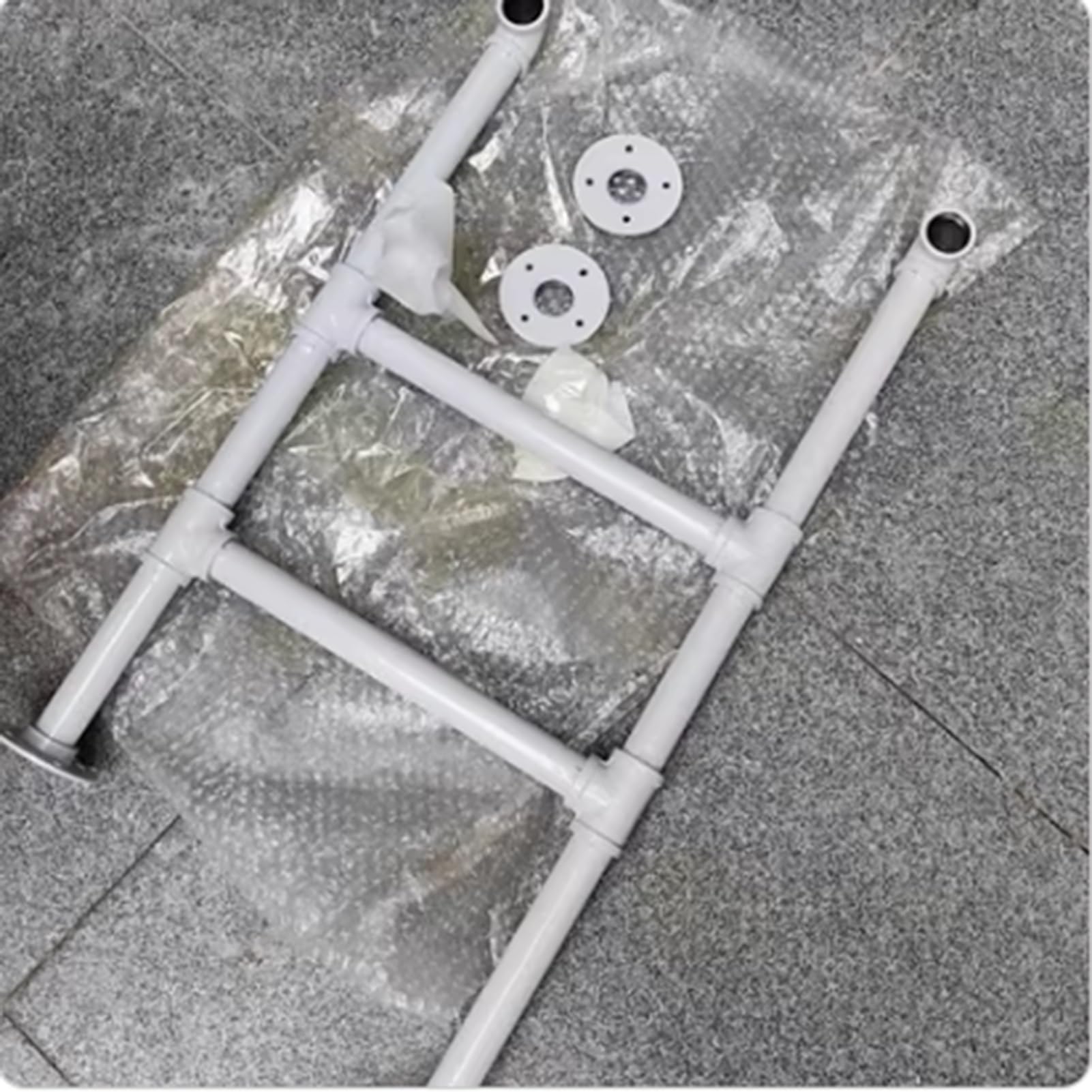 Escalera de metal blanca y negra para cama de loft montada en la pared, ático, sótano, escape, seguro contra incendios, ahorro de espacio, ajustable de 1,0 a 2,4 m, para el hogar