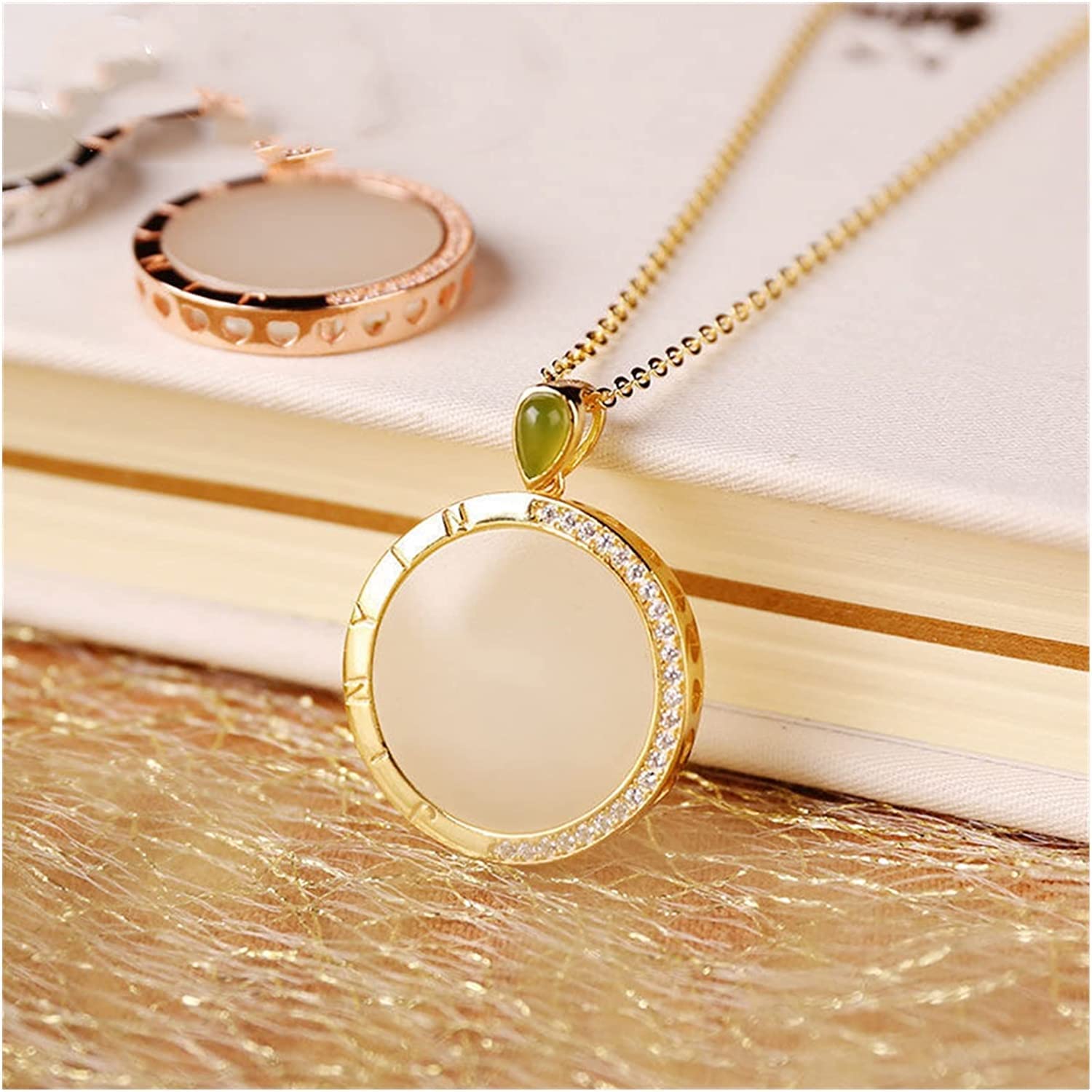 Amazon.co.jp: 天然翡翠ペンダントネックレス彫刻幸運のお守り、和田白  