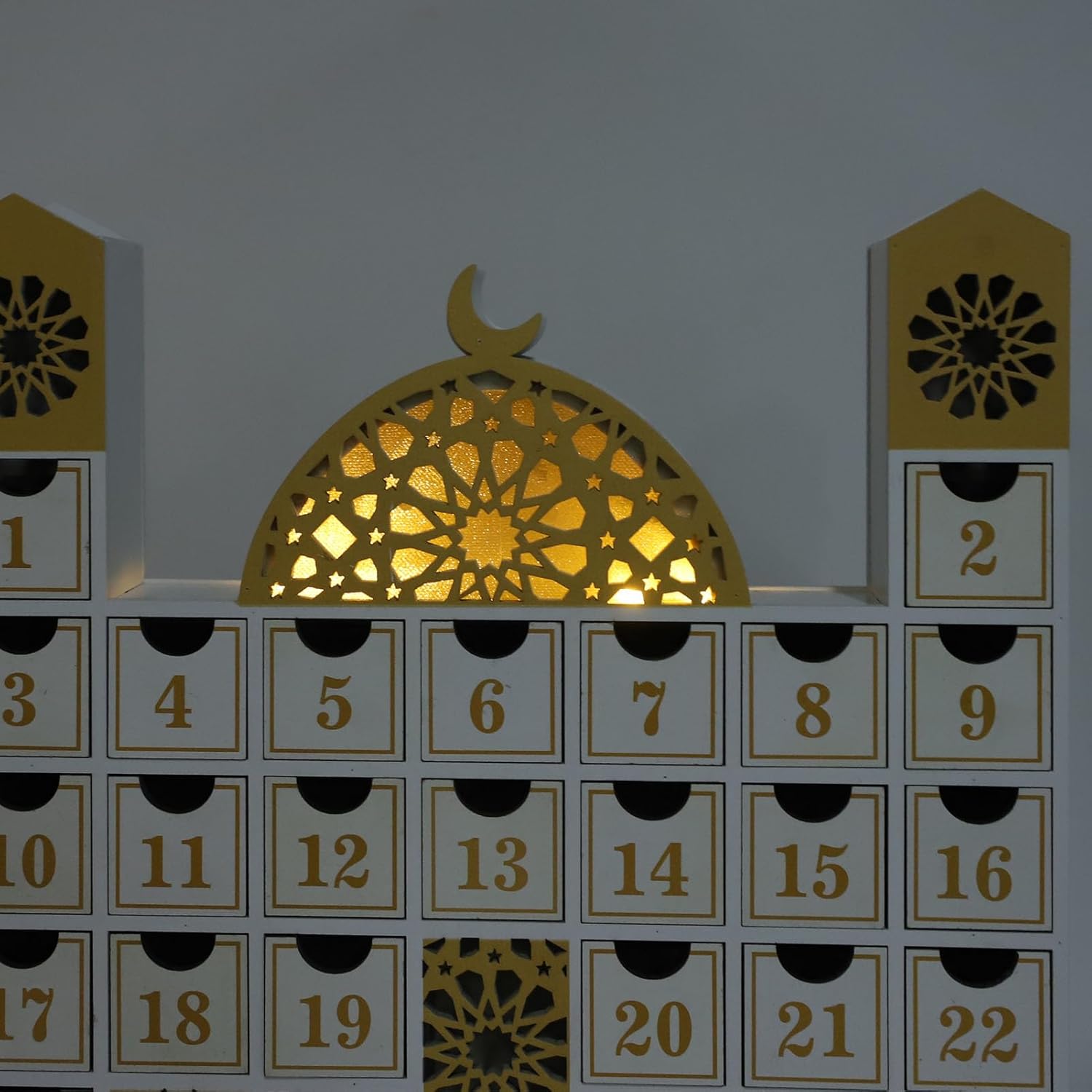 Ramadan Countdown Calendar, Mosque Shape Wooden Advent Calendar with LED Light Ramadan Crafts for Home Wall Decoration