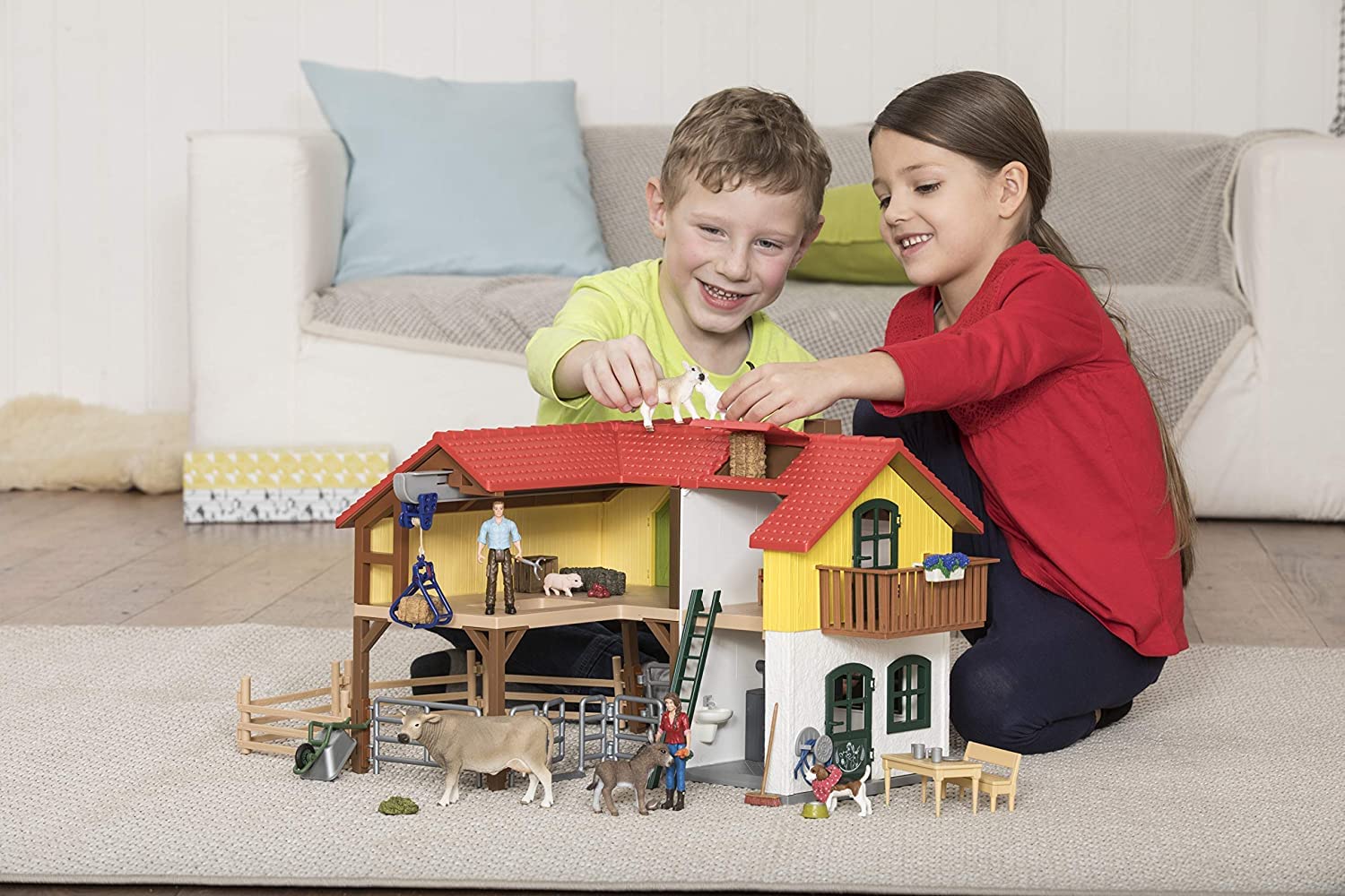 SCHLEICH 42407 Farm World Spielset - Bauernhaus mit Stall und Tieren, Spielzeug ab 3 Jahren, Large