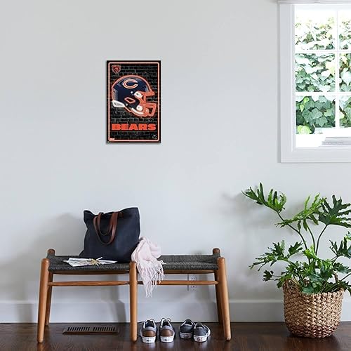 Miniatura 3 de Trends International NFL Chicago Bears - Póster de pared con casco neón 23, 14.72 x 22.37 pulgadas, lienzo estirado