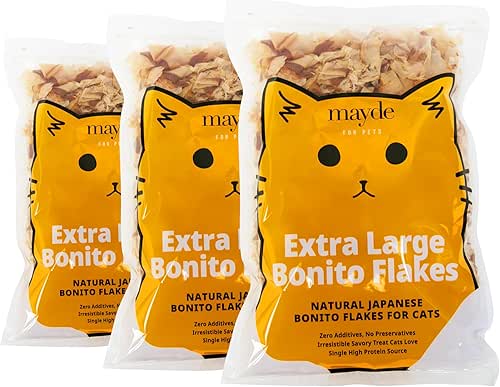 Mayde Bonito Flakes for Cats & Dogs, All-Natural High-Protein Treats,
