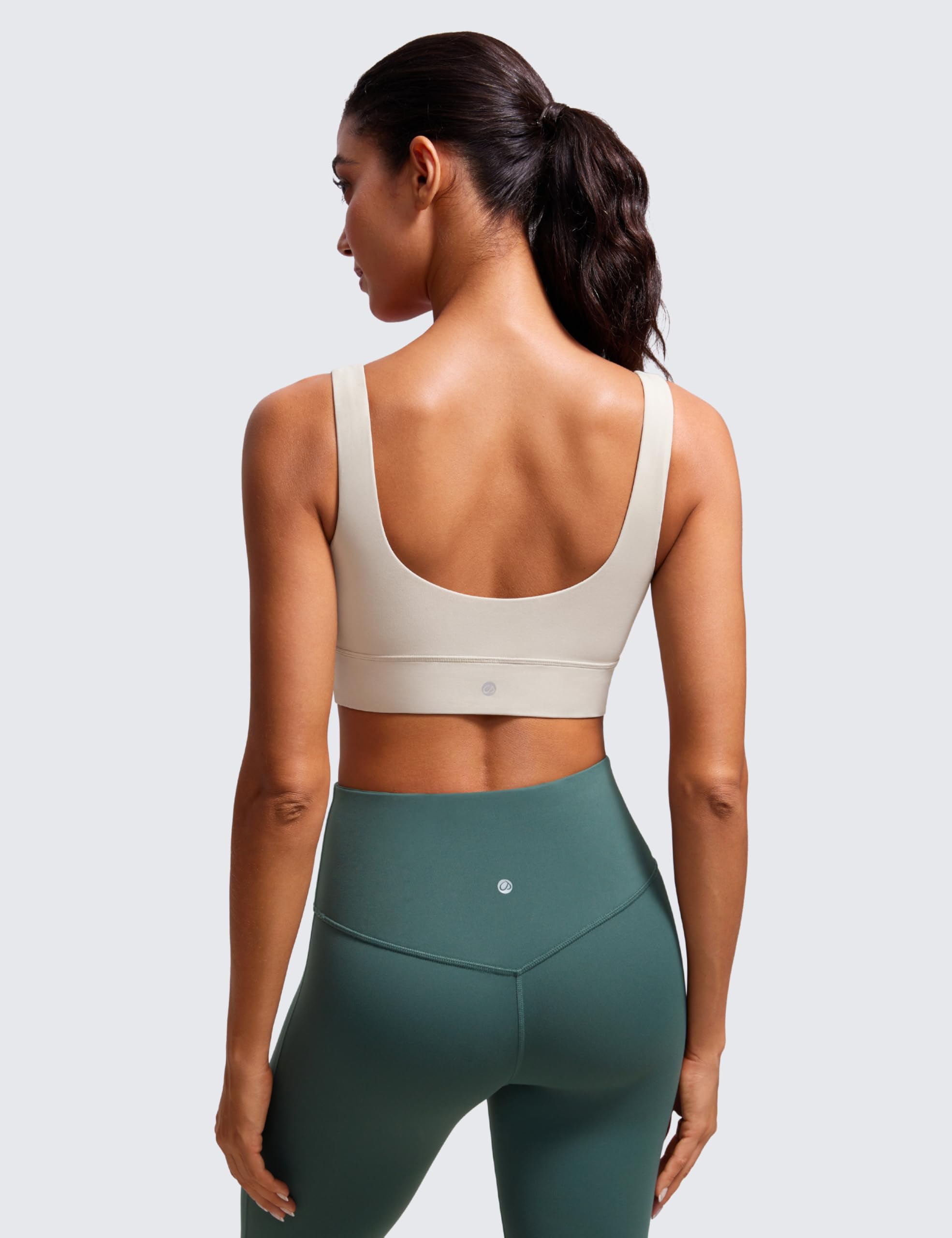 CRZ YOGA Femmes Butterluxe Soutien-Gorge de Sport à Dos en U - Faible Impact Yoga Entraînement Rembourré Haut Court