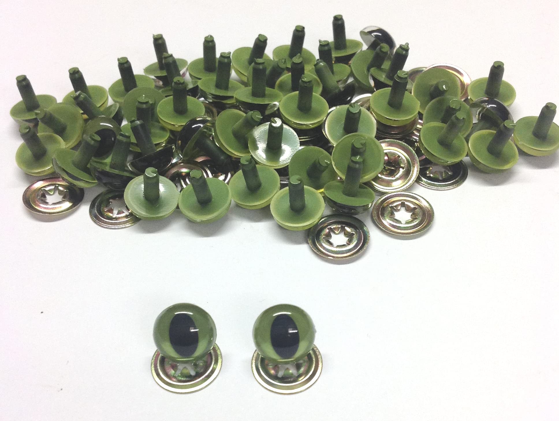 celloexpress Crystal Cats Eyes with Metal Backs - 21mm - Safety Eyes for Soft Toys or Teddy Bears (Pack of 25 Pairs, Green Cats Eyes) โ image 1