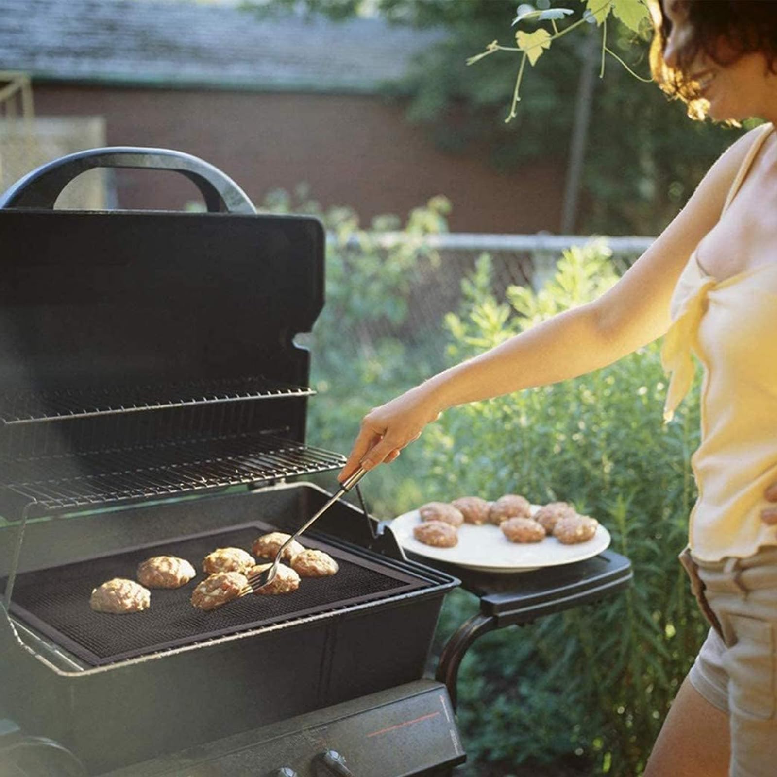 5 pezzi Tappetino Barbecue Accessori BBQ Tappetini Antiaderente Riutilizzabile per Griglia a Gas Carbone Forno e Griglia Elettrica 40 x 33 cm