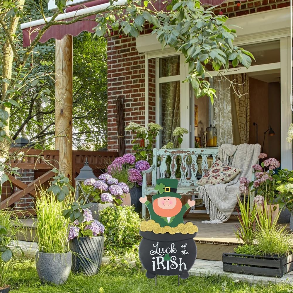 hogardeck St Patricks Day Decorations Outdoor, Leprechaun Pot of Gold Decorative Garden Stakes for St Patricks Day Decor, Luck of the Irish Yard Sign Saint Patricks Day Decorations for Home Porch Lawn