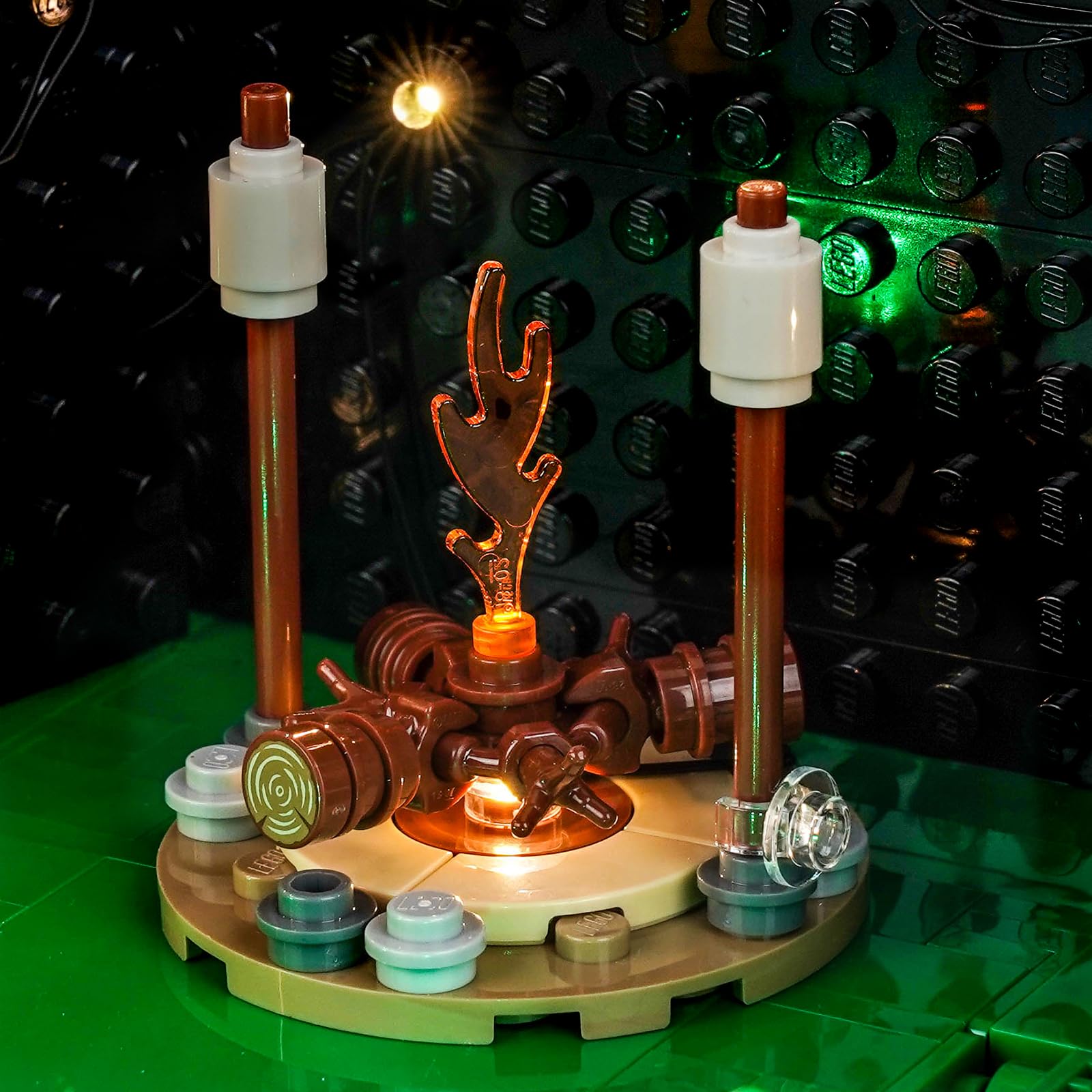 LocoLee Licht Kit kompatibel mit Lego Peanuts: Snoopys Hundehütte, (kein Modell, nur Licht) Dekorative Beleuchtung Set Compatible with Lego 21368 Peanuts: Snoopy's Doghouse