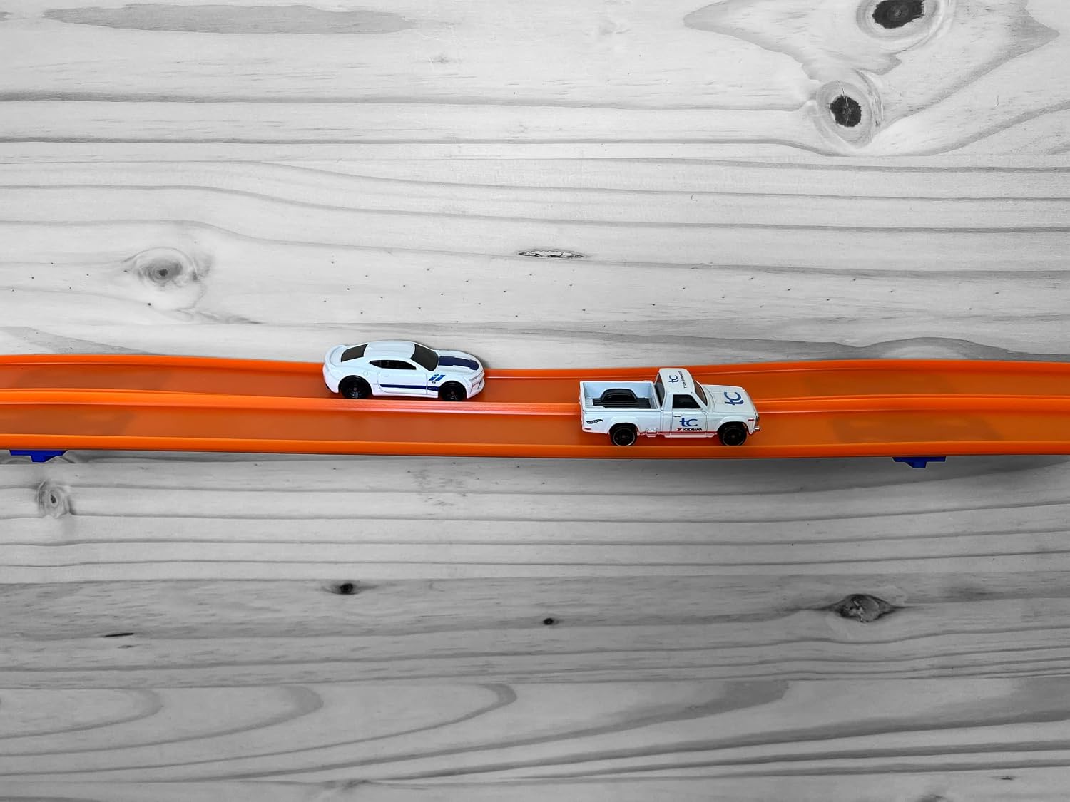2 Lane Wall Mount (4 Pack) | Compatible with Hot Wheels Cars & Track (Blue)