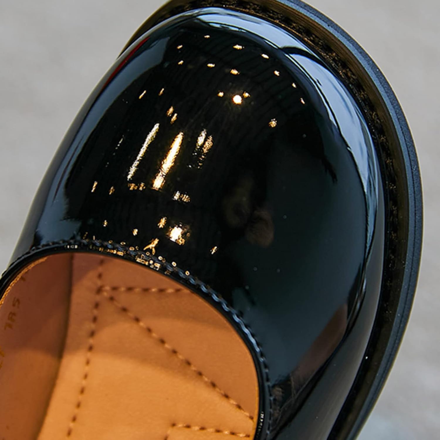 【完売必至】[ヤク] 子供靴 女の子 ガールズ ドレス シューズ キッズ ラウンドトゥ エナメル プリンセスシューズ レザー 本革 パール クリ 介護靴 ゴム