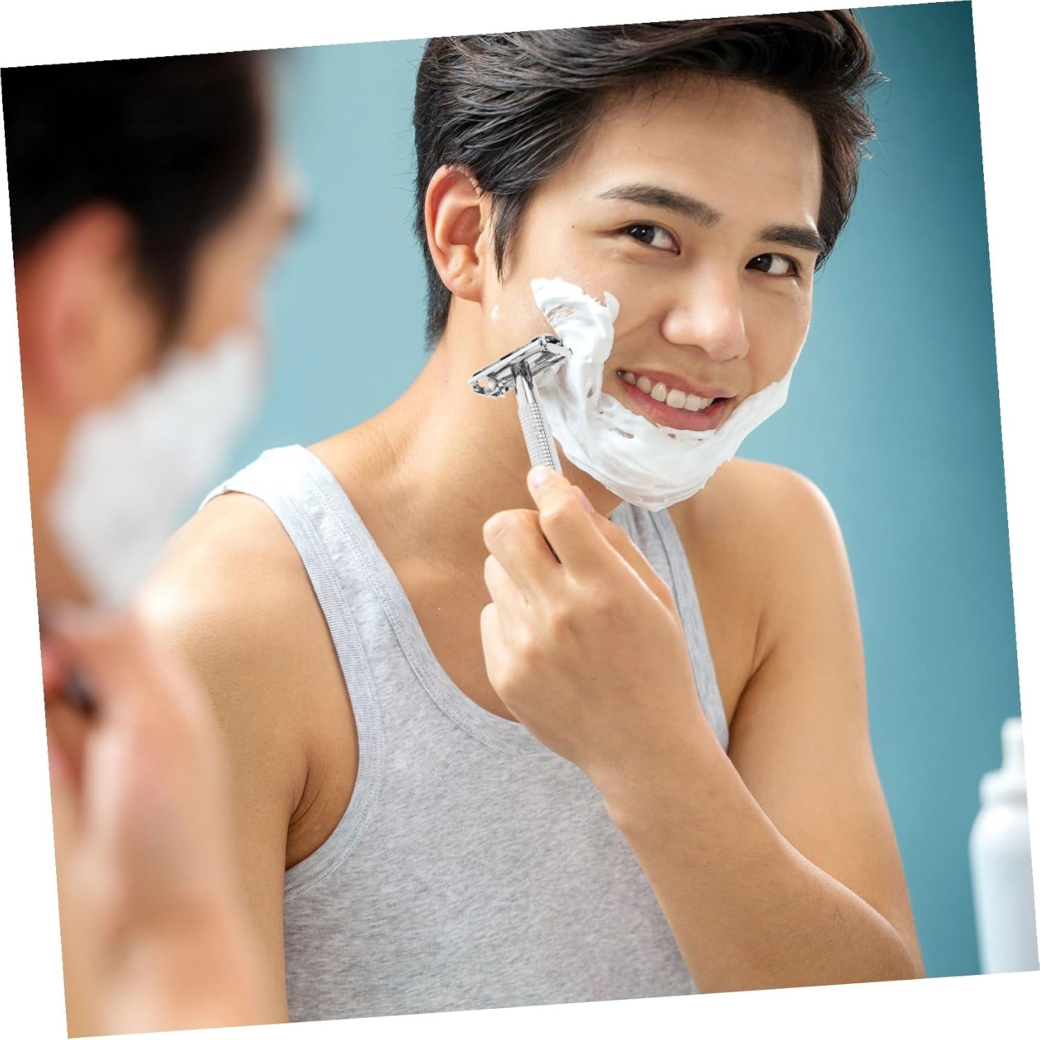 Manual Beard Shaving Cutter with Replaceable Blades, Stainless Steel Double-edge Razor for Men, Long Handle Safety Shaver Suitable for Facial Hair Removal and Precision Grooming