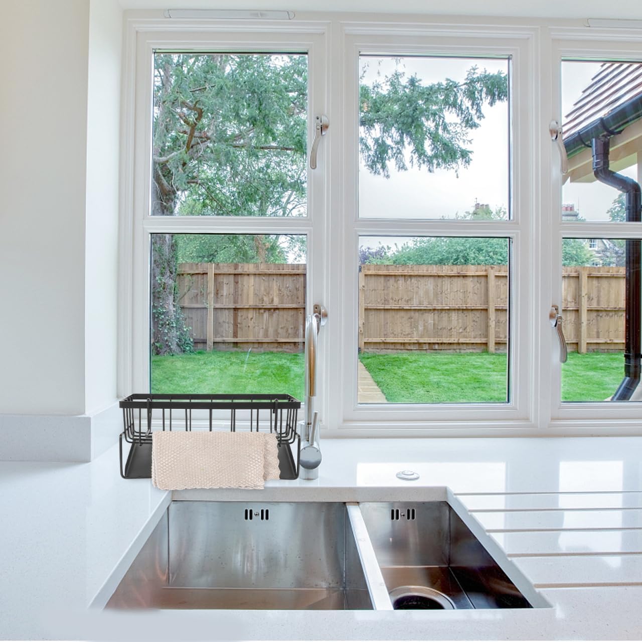 Garneck Sponge Holder for Kitchen Sink, Stainless Steel Sink Organizer With Auto Drain Tray, Self Drain Black Storage Rack for Dish Brush Soap Sponge Kitchen Countertop Accessories