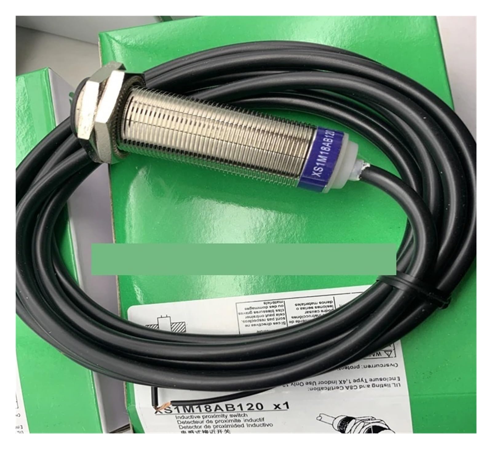 BALYDLUL XS130B3PCM12 proximity switch sensor