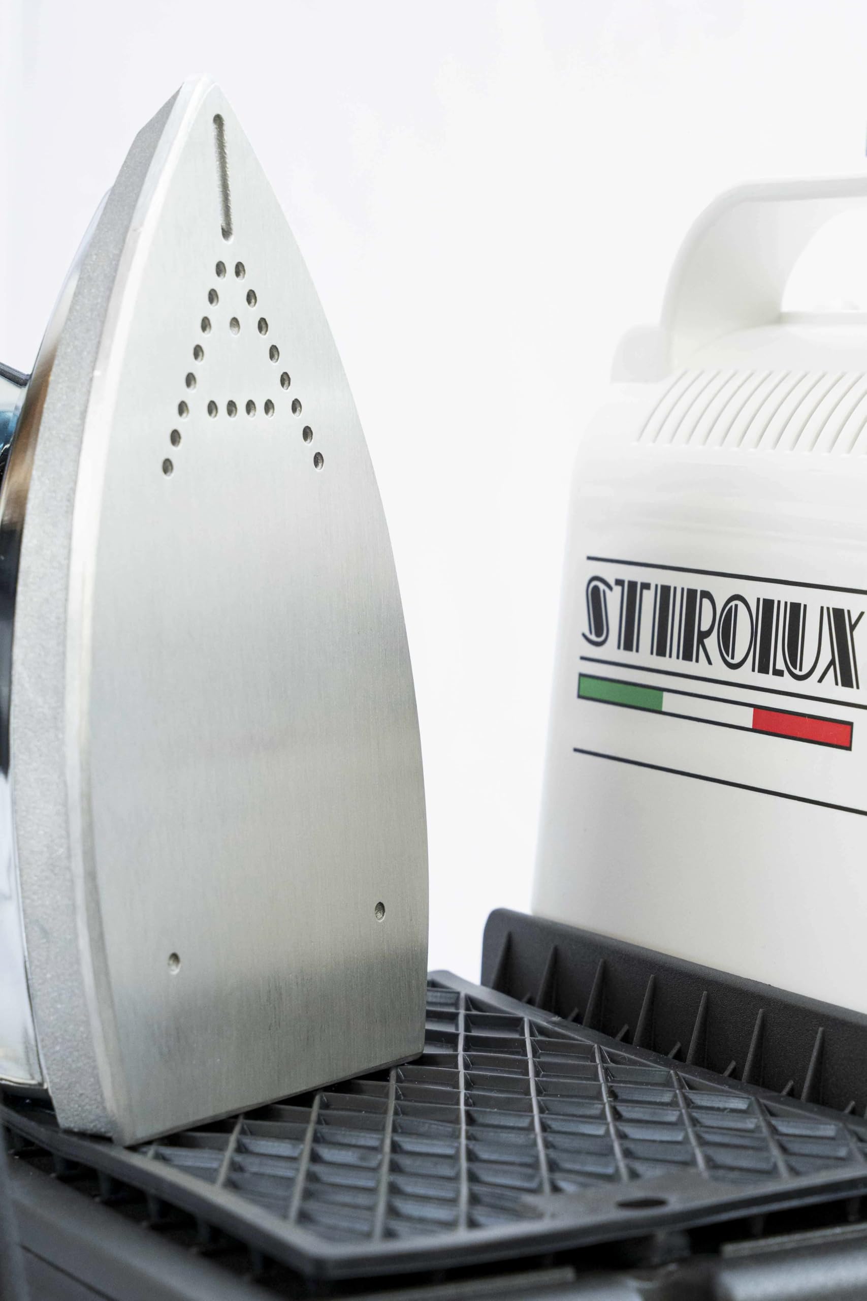 STIROLUX TIPOSTIR 1800 S FERRO DA STIRO PROFESSIONALE CON CALDAIA IN ALLUMINIO IN PRESSIONE - CAPACITA' 1,8L FUNZIONA CON ACQUA RUBINETTO - MADE IN ITALY