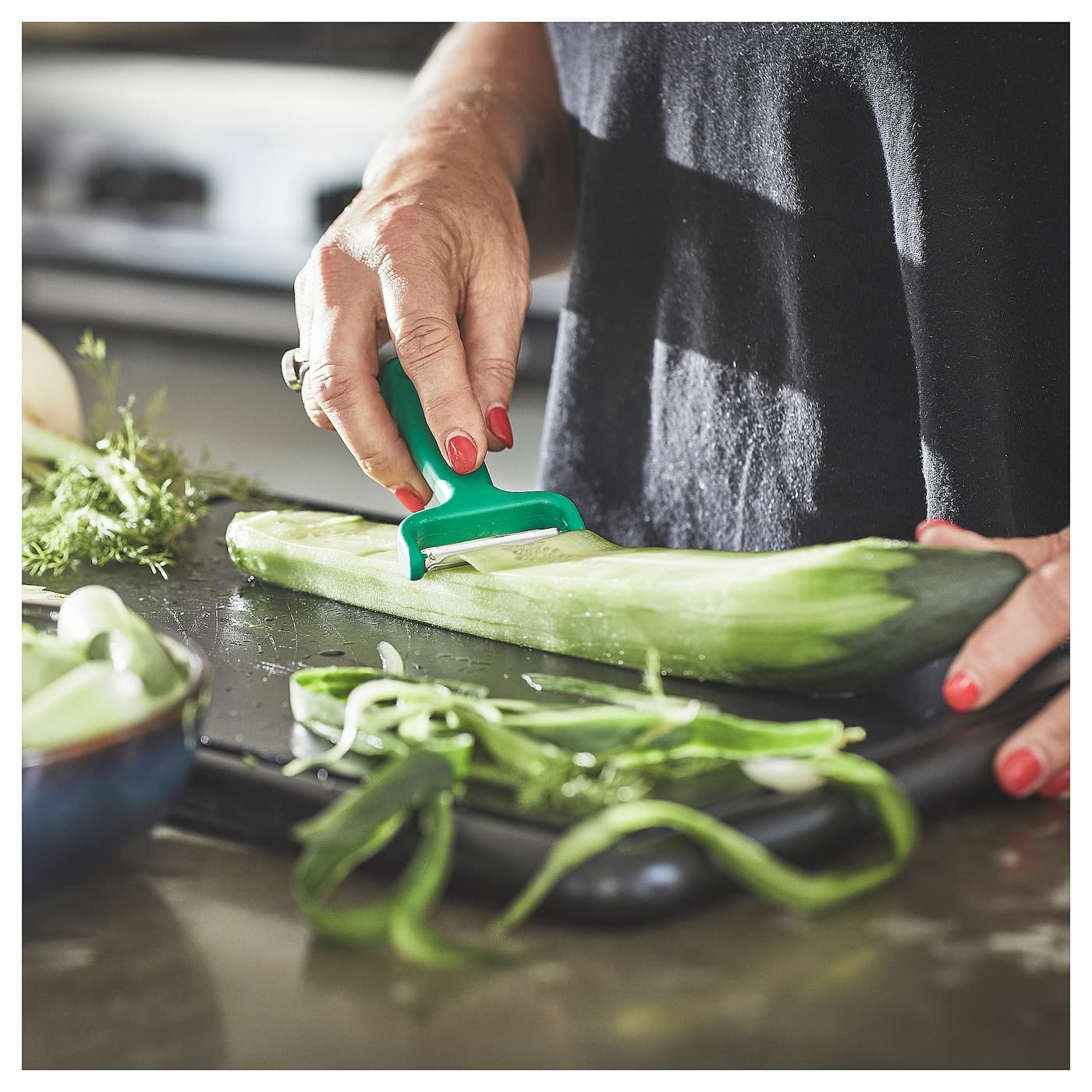 IKEAA UPPFYLLD Peeler, Bright Green 11.4 cm (4 