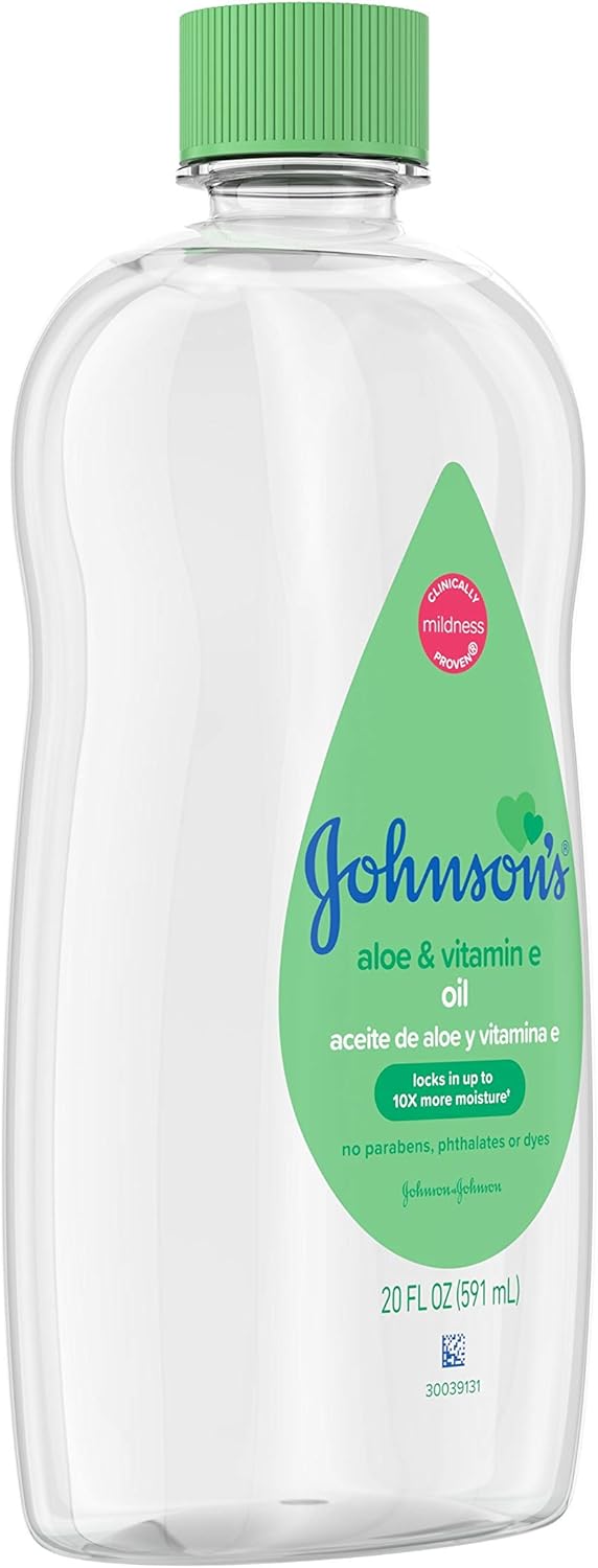 Johnson's Baby Oil Mineral Oil Enriched with and Vitamin E, 22347, Aloe Vera VE, 20 Fl Oz : Baby