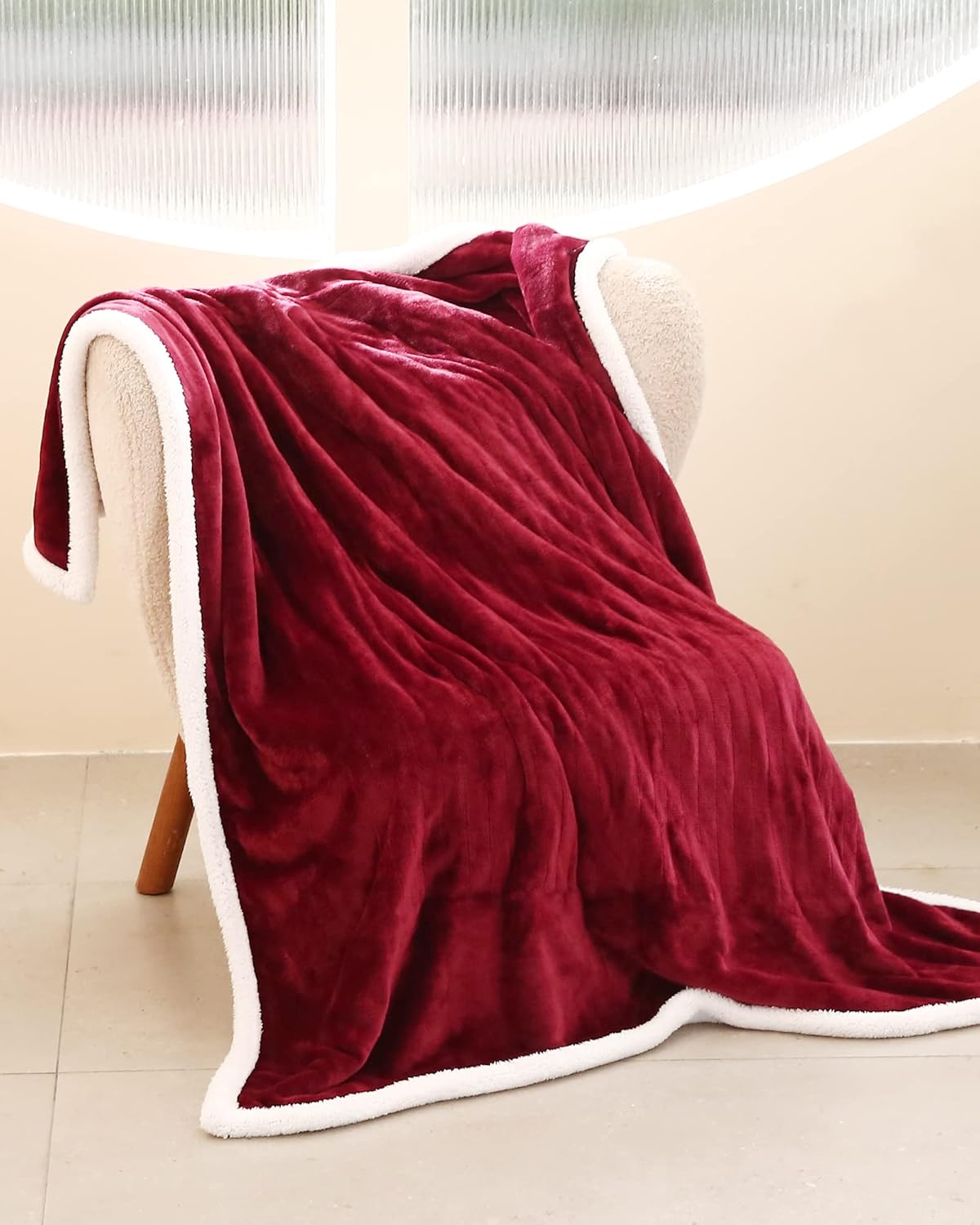 McJaw Electric Heated Blanket Throw Size 50″ x60”, 5 Heating Levels & 3 Hours Auto Shutdown, Super Soft Flannel with Sherpa, ETL Certified Overheating Protection, Red