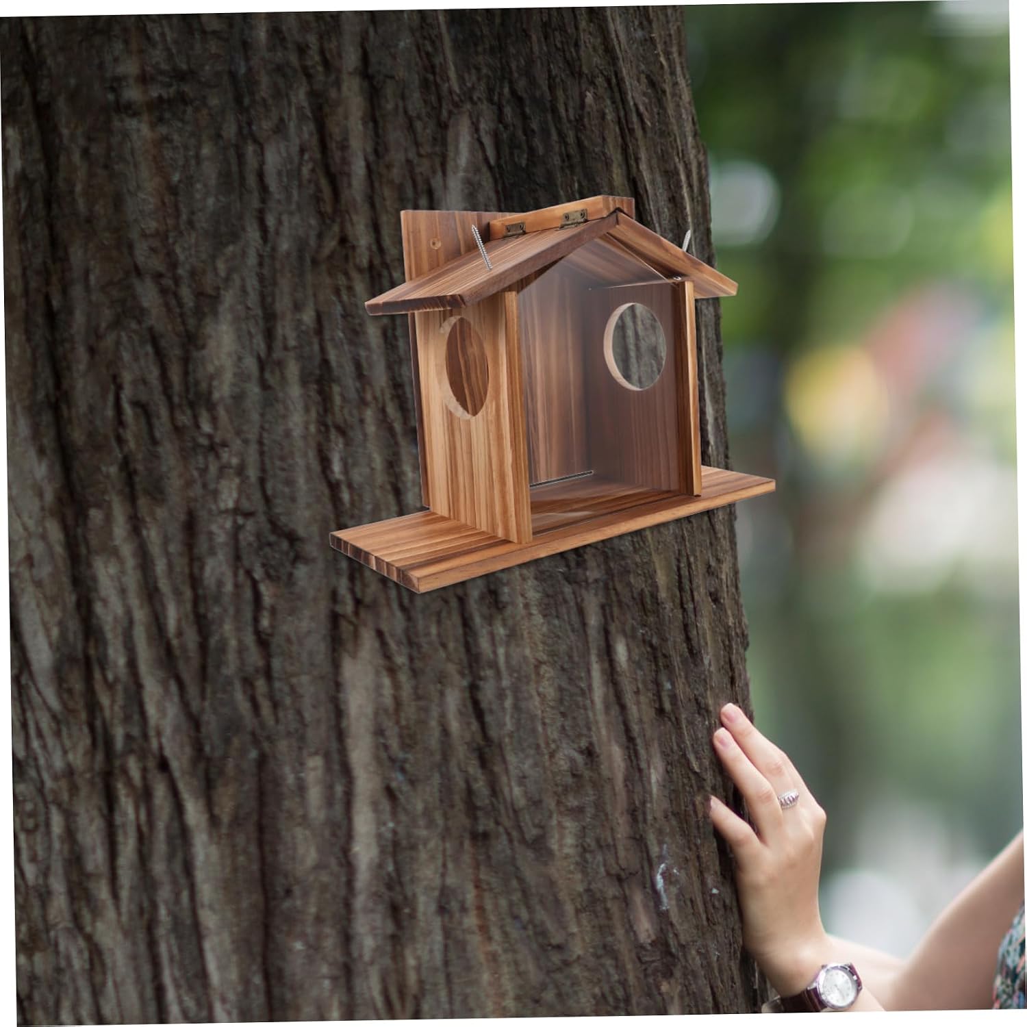 Hanging Squirrel Feeding Box Outdoor Squirrel Feeder in Wooden Material