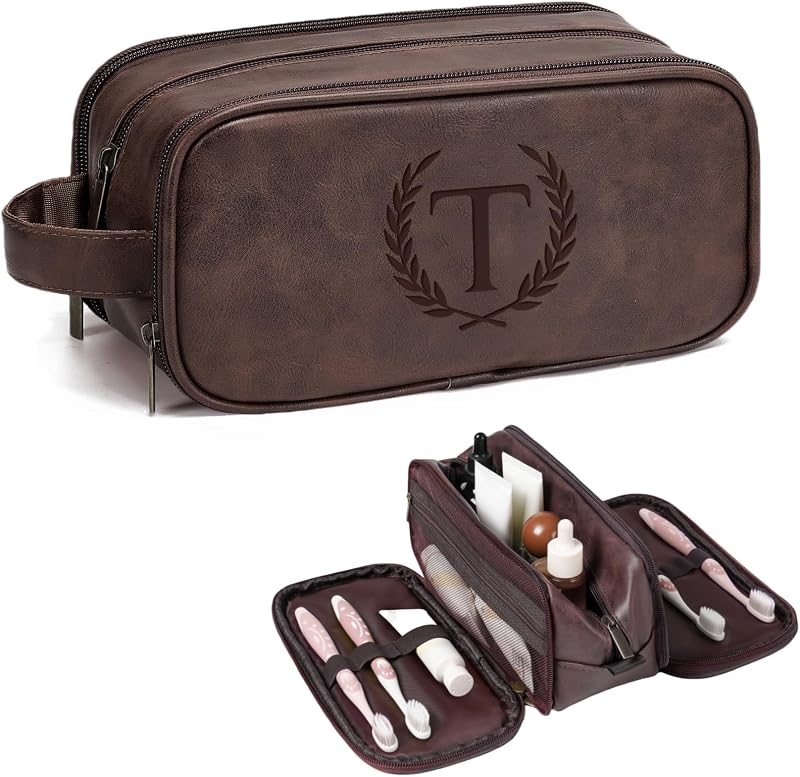 Necessaire de viagem Janhavi em couro PU com iniciais gravadas, marrom-escuro T