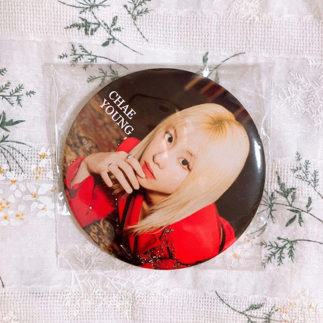 twiceチェヨン 缶バッチセットライブグッズまとめ売り