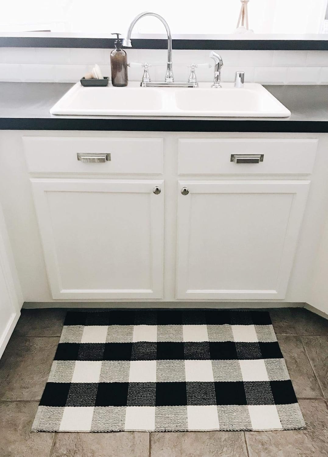 UKELER Black and White Rug 2×3, Cotton Buffalo Plaid Rugs for Front Porch Machine Washable Cute Farmhouse Layered Door Mats Welcome Doormats Outdoor Front Porch Rugs