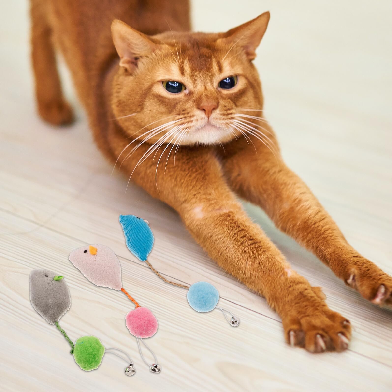 6 Pièces Lot de Jouets Souris Peluche pour Chat avec Clochettes Jouets Interactifs de Remplacement pour Stimulation de Linstinct de Chasse et Intérieur