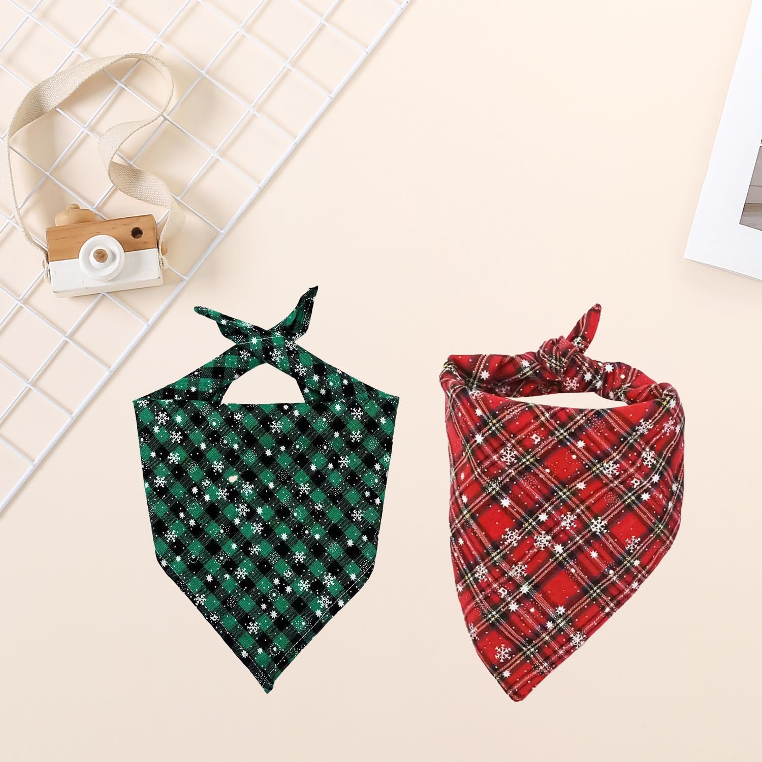 MFUOE 2Pieces Christmas Bandana Pet Snowflake Pattern Checkered Triangle Scarf Bibs Pets Xmas Kerchief Presents for Dogs Puppy Cats - Image 3