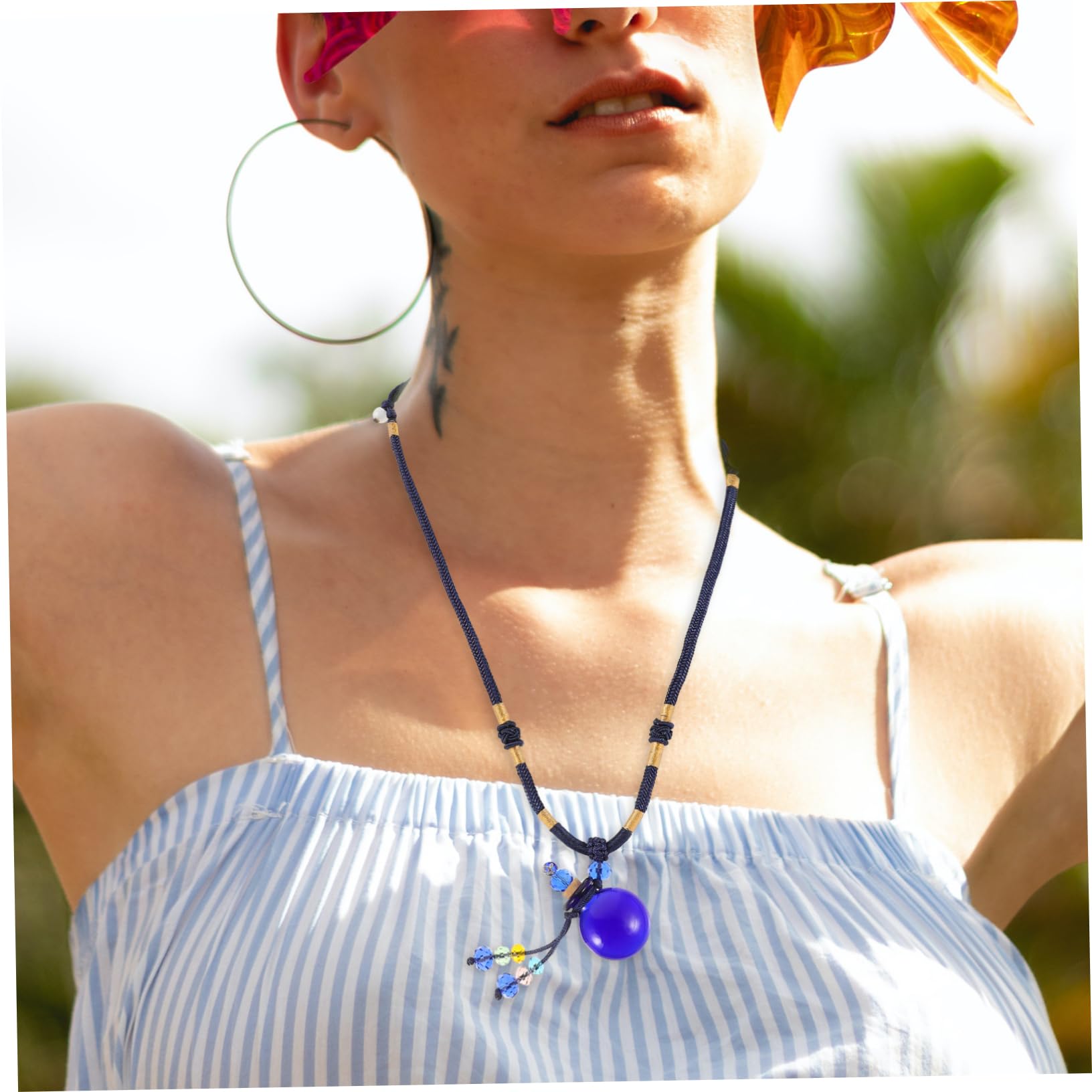 LIFKOME 4pezzi Collana Con Ciondolo Diffusore Di Oli Essenziali Pendente Creativo Per Accessorio Chic Per Eventi e Occasioni Speciali