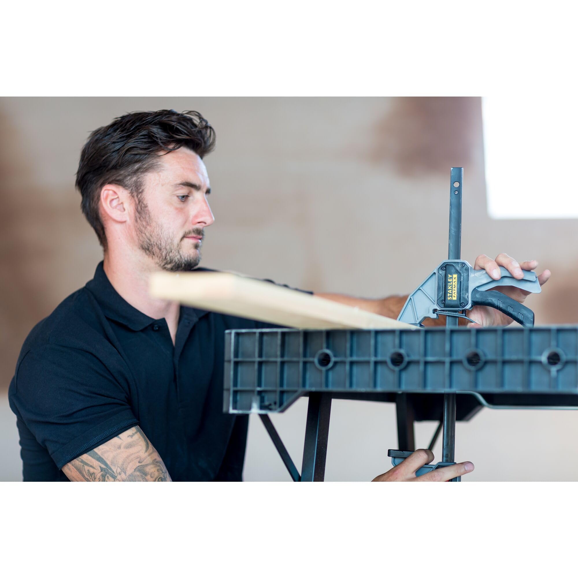 STANLEY FATMAX Express Banco da lavoro pieghevole - Piano di lavoro portatile con capacità di carico di 450 kg, compatibile con morsetti, peso di 10 kg, FMST1-75672