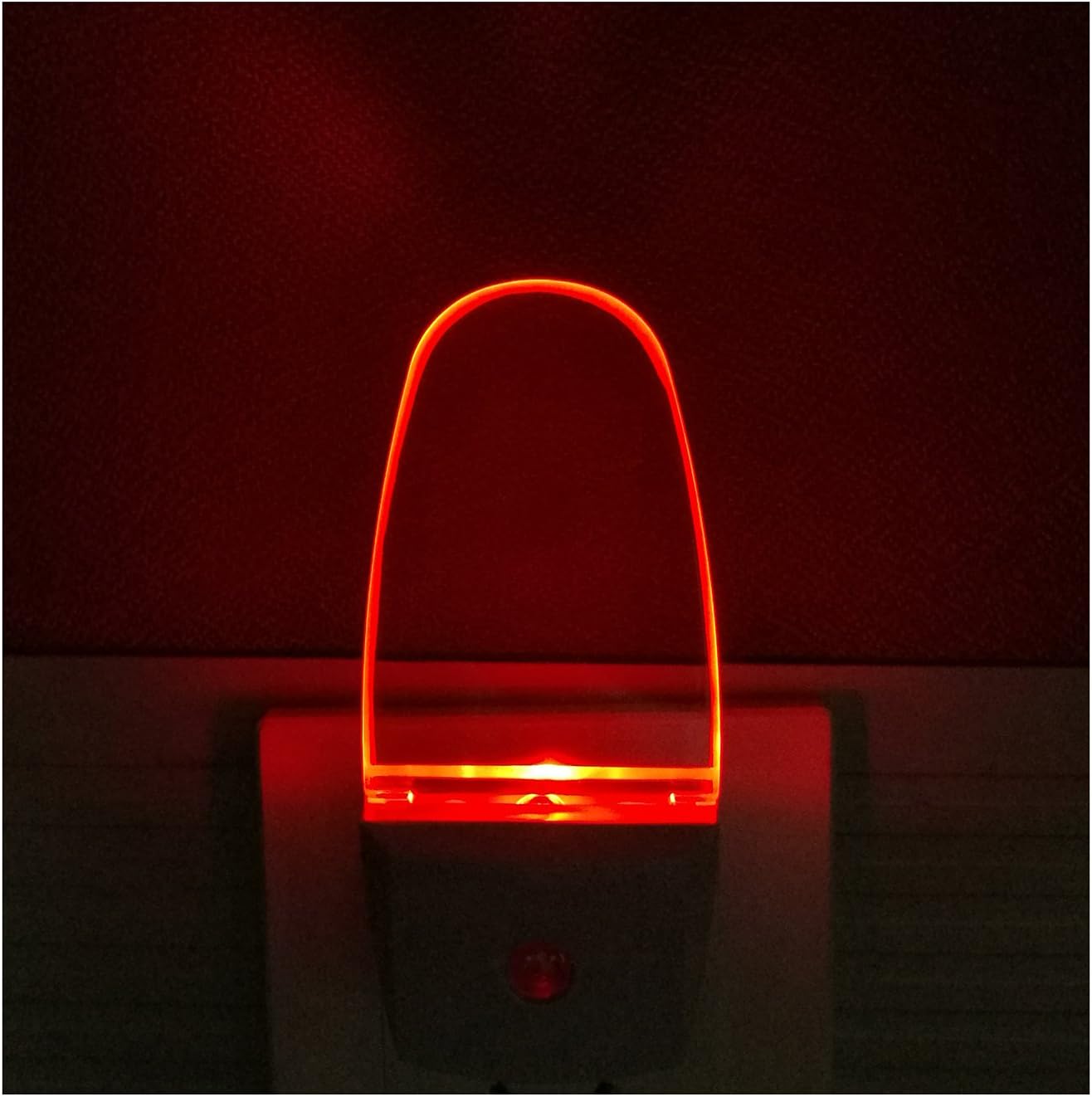 GREENIC Red Plug in LED Night Light 2 Pack Dusk to Dawn Sensor for Bedroom, Bathroom, Kitchen, Hallway