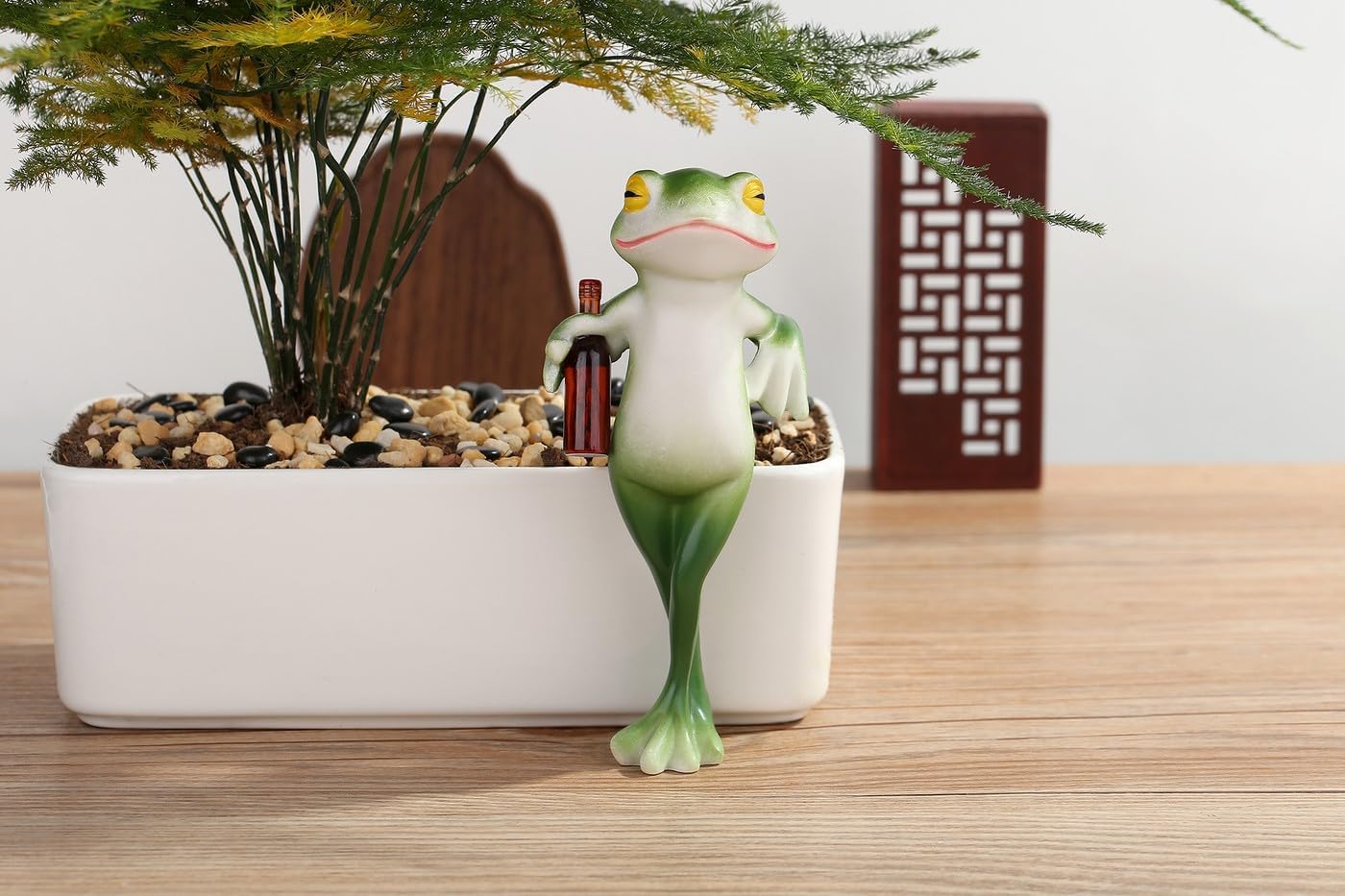 YATOJUZI Frog Decor Miniature Figurines Plant Decorations for Pots Funny Tipsy Frog Garden Decor Gifts for Women Outdoor Statues Planter Hugger for Yard Lawn Ornament(Lean on) image 4