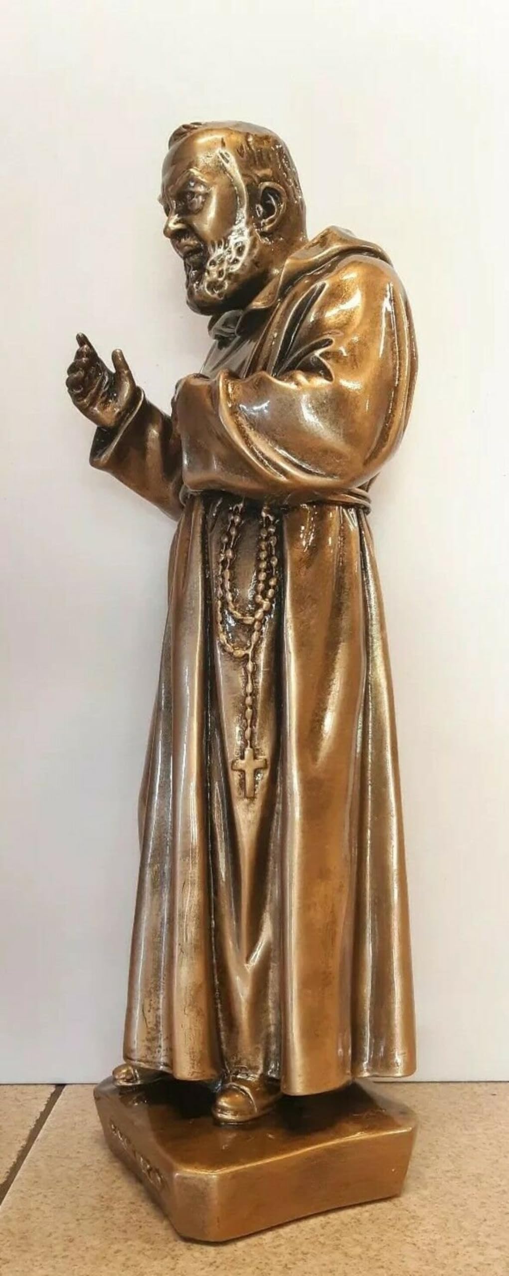 Generico ArteSacraCaravaggio Statua di San Padre Pio da Pietrelcina, in marmo resina effetto bronzo cm 60 (23,62 inches), per interni ed esterni, decorata a mano, produzione artigianale italiana