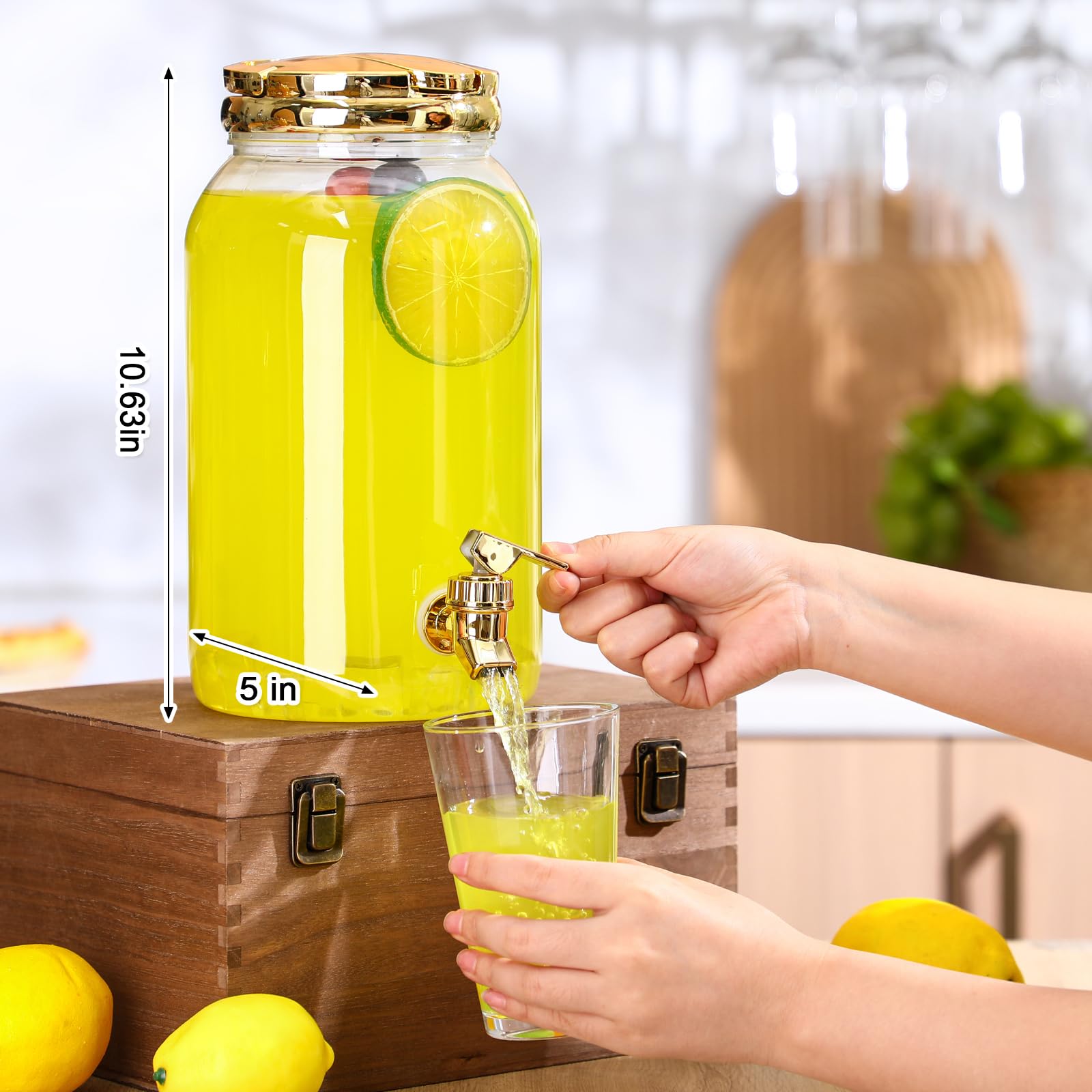 Havawish 2 Pcs 1 Gallon Plastic Beverage Dispenser with Spigot Clear Summer Kitchen Fridge Drink Dispenser for Parties Lemonade Juice Tea Beer Cold Water(Gold,Cylinder)