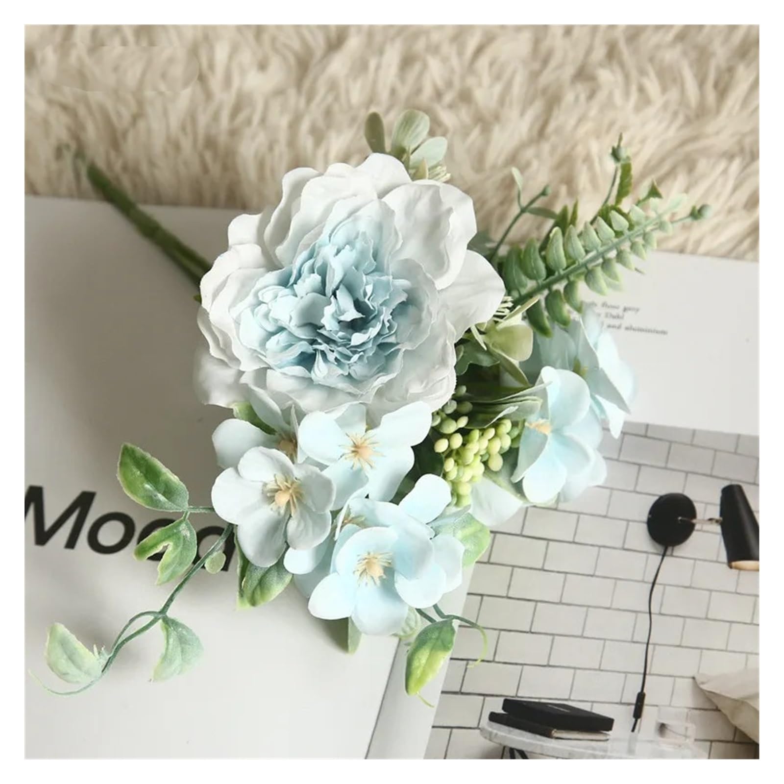 Pivoines artificielles bleues durables sans eau pour salon