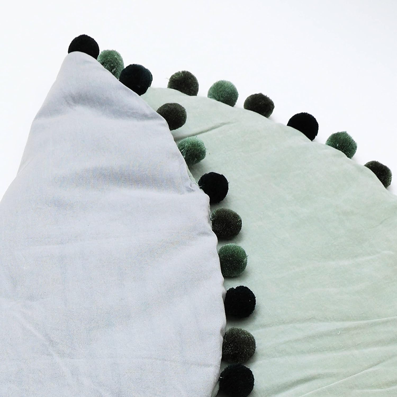 Cotton Soft Fine Velvet Round Playmat with Pom Pom 48"