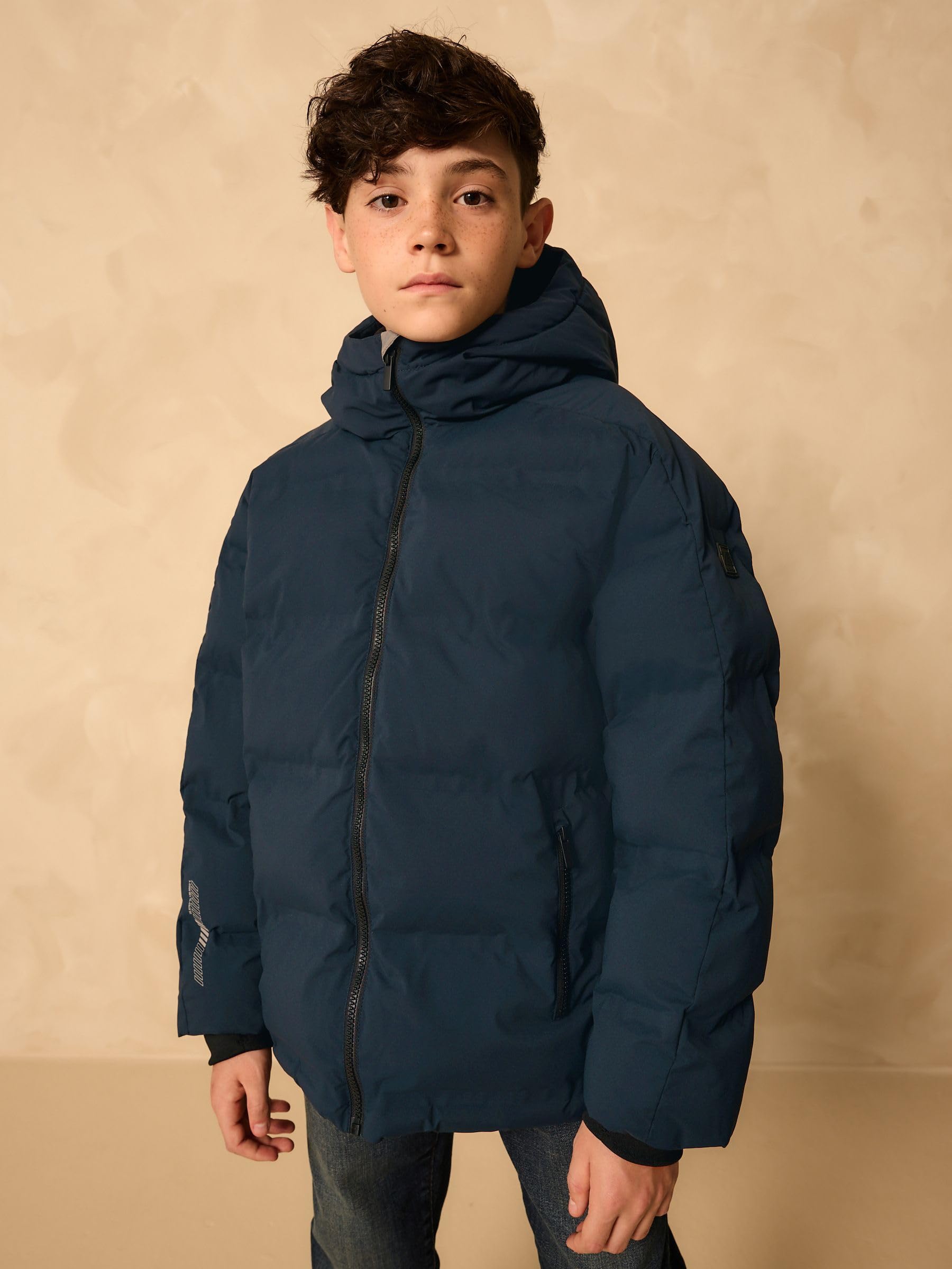 NEXT Niños Abrigo acolchado con forro de micropolar y diseño impermeable