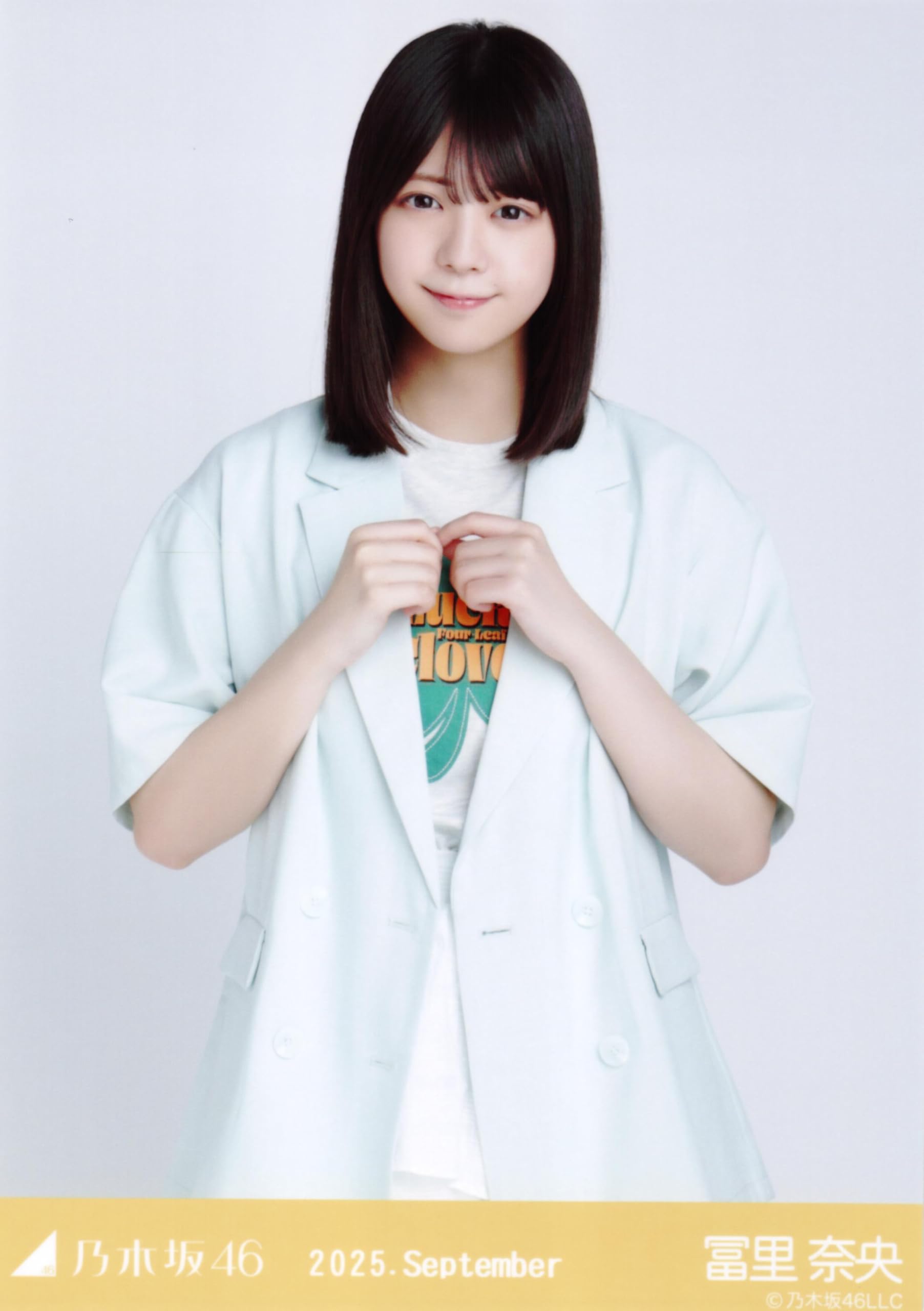 Amazon.co.jp: 乃木坂46 生写真 サマージャケット 3種コンプ 冨里奈央