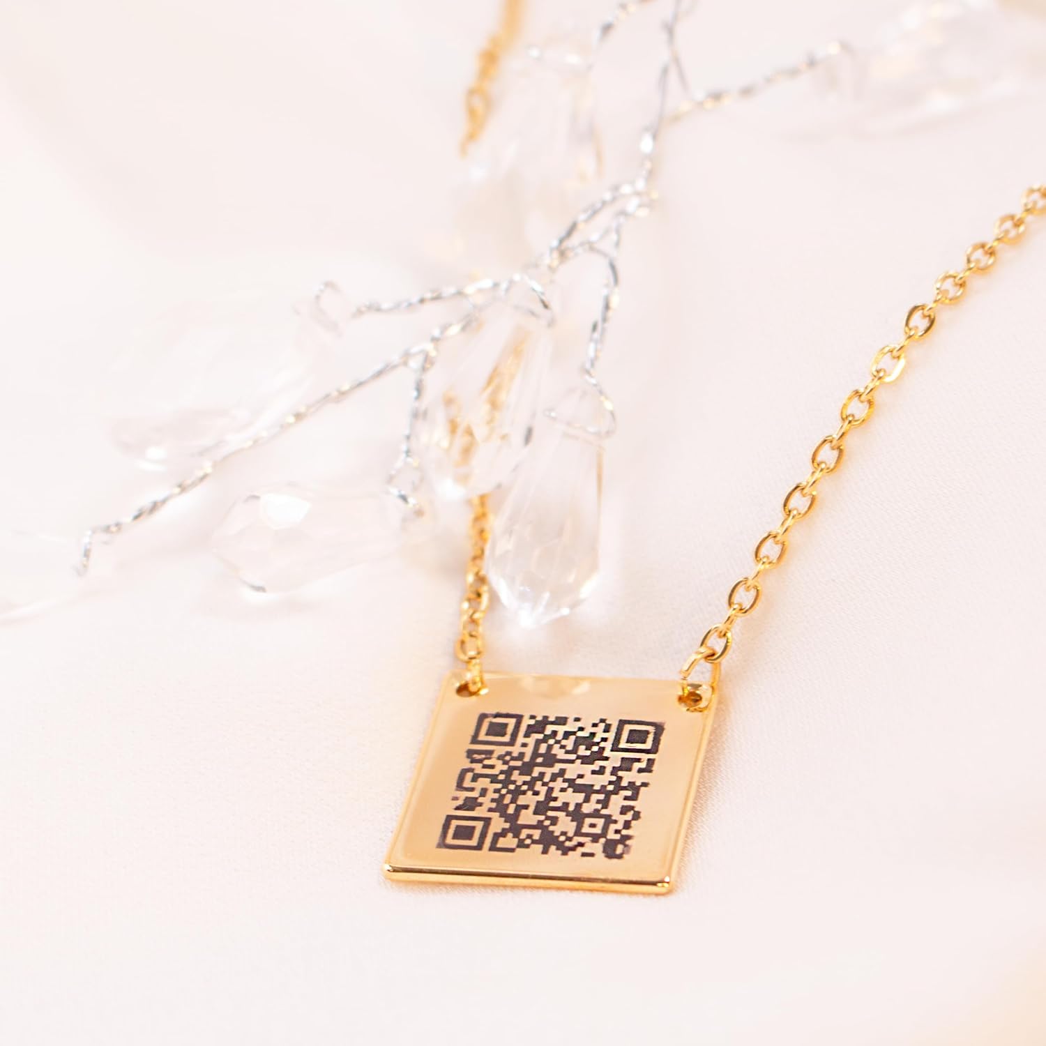 Petite Boutique QR Secret Message Necklace Engraving QR Code Plate Personalized Gift Square 16k Gold Plating Silver Rose Gold Plated Delicate Initial Charms Necklace Best Graduation Day Gift