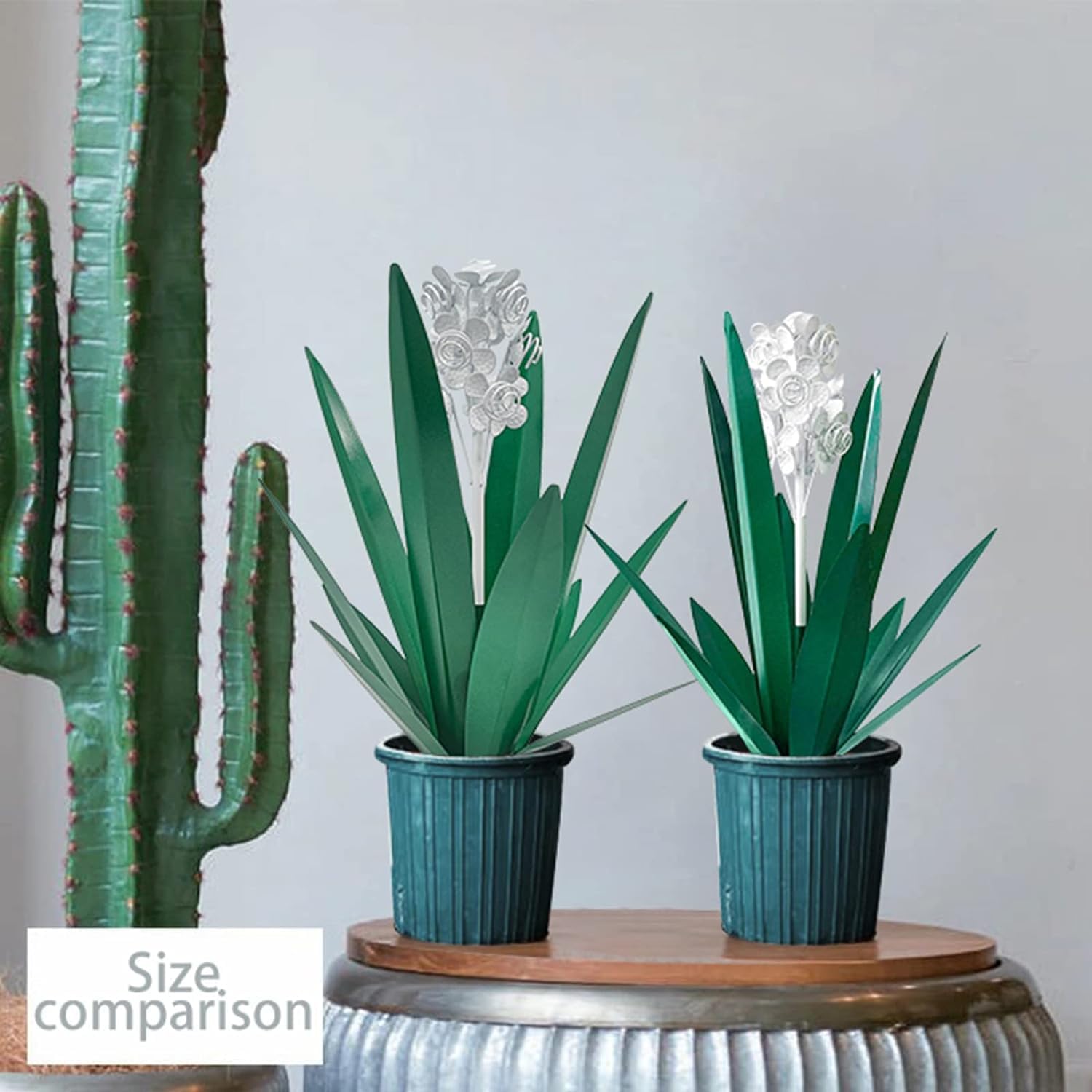 Metal Agave Plant Garden Art, 2 Pack Tequila Rustic Sculpture, Rustic Metal Agave Plants for Yard Stakes, Garden Figurines, Outdoor Patio (2 PCS White Flowers)